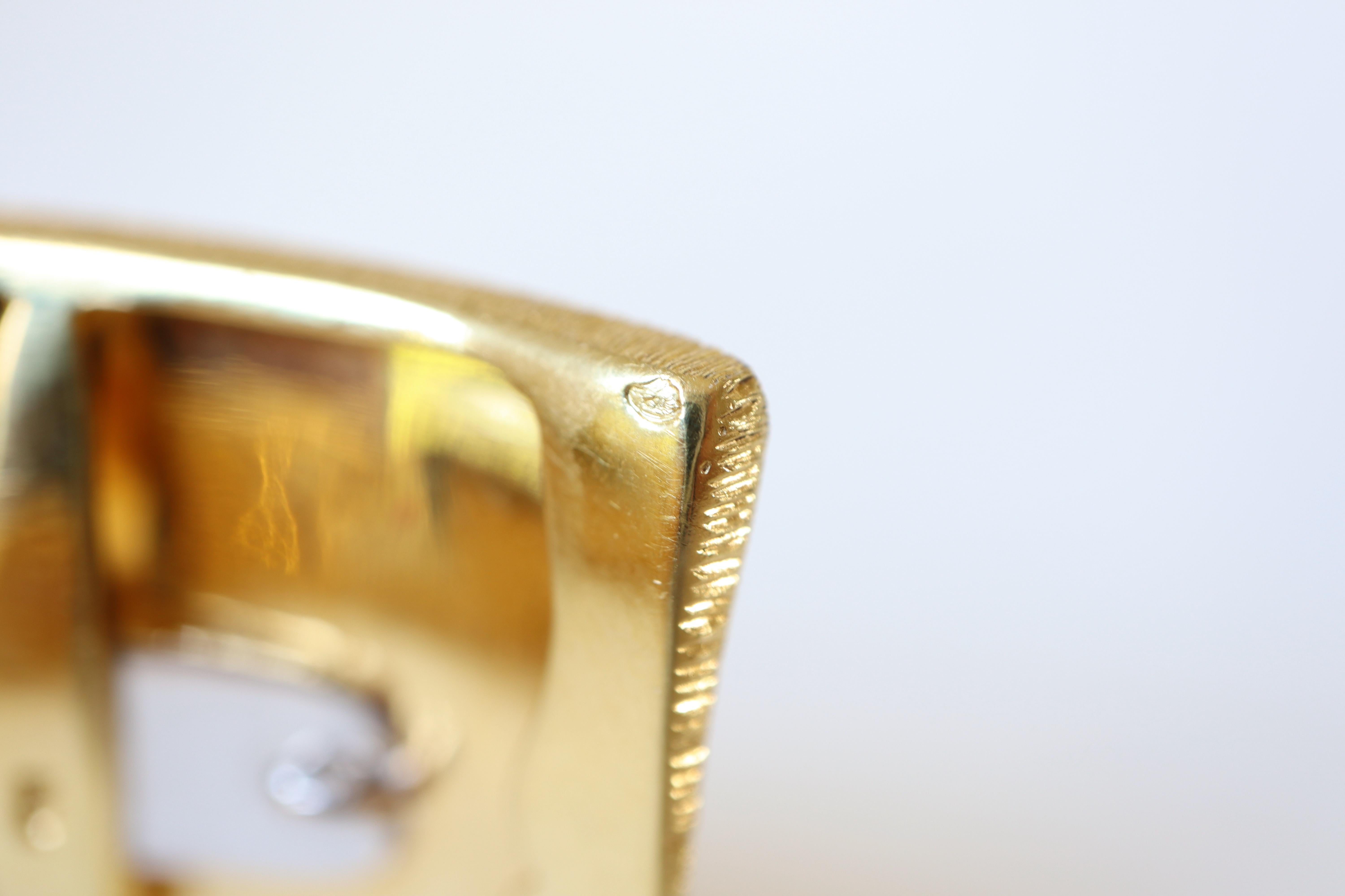 Bracciale Bangle Scanalato Oro Giallo Diamanti con Stelle Oro Bianco in vendita 1
