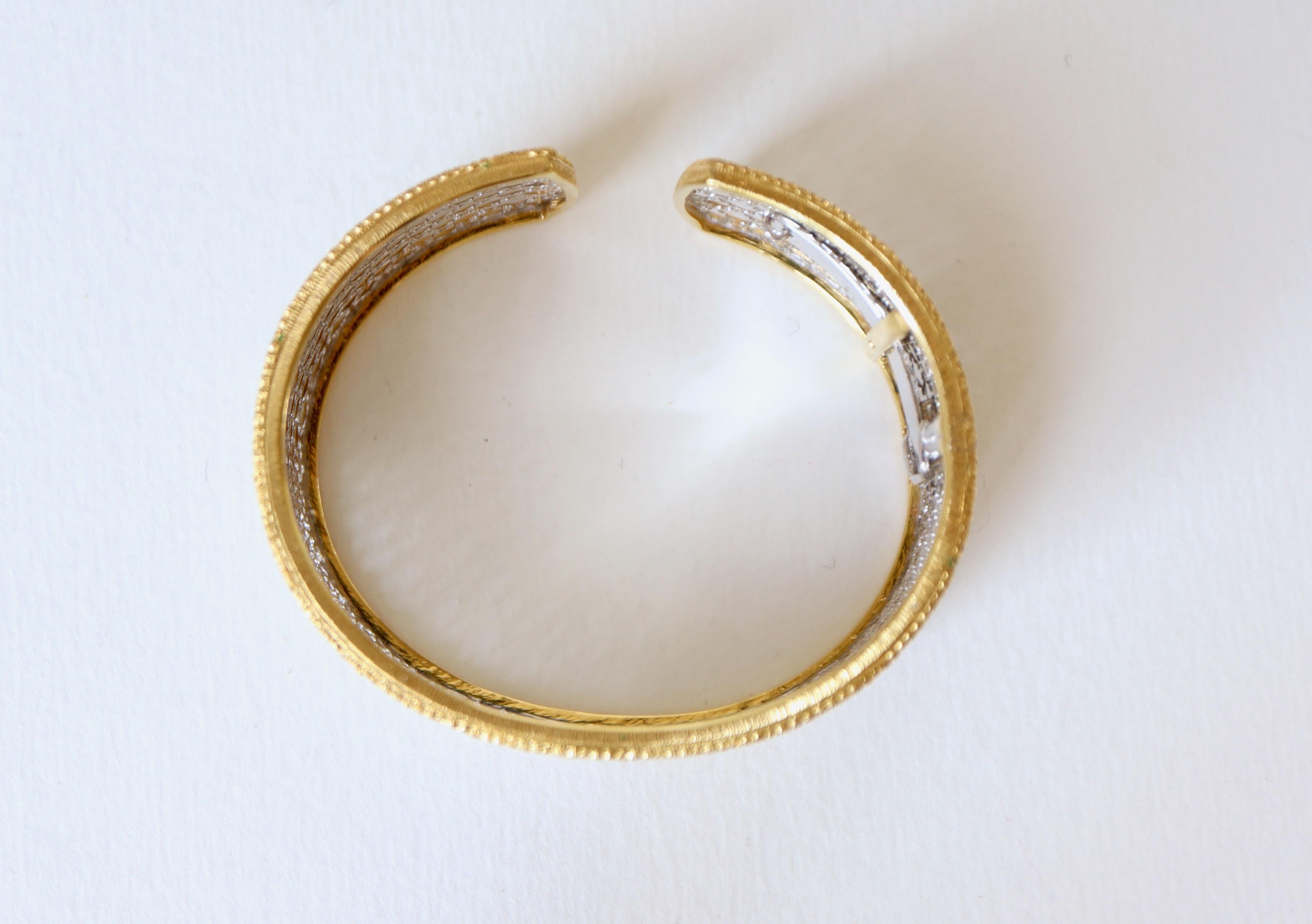 Women's or Men's Bracelet Bangle Yellow Withe Gold 18k 3.51 Carats of Diamonds For Sale