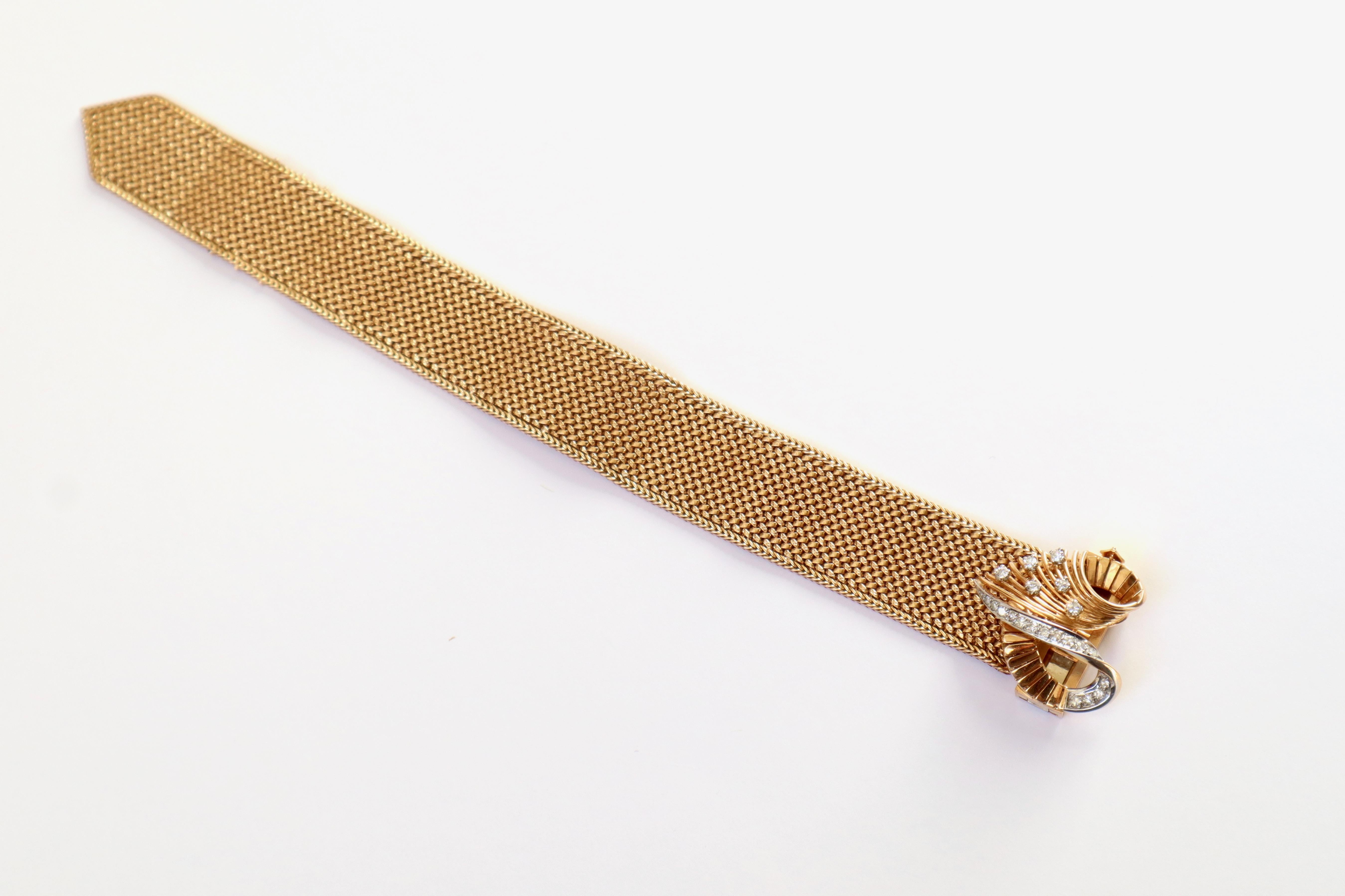 Bracelet Belt Motif circa 1950 Articulated in 18 Karat Yellow Gold and Platinum For Sale 4