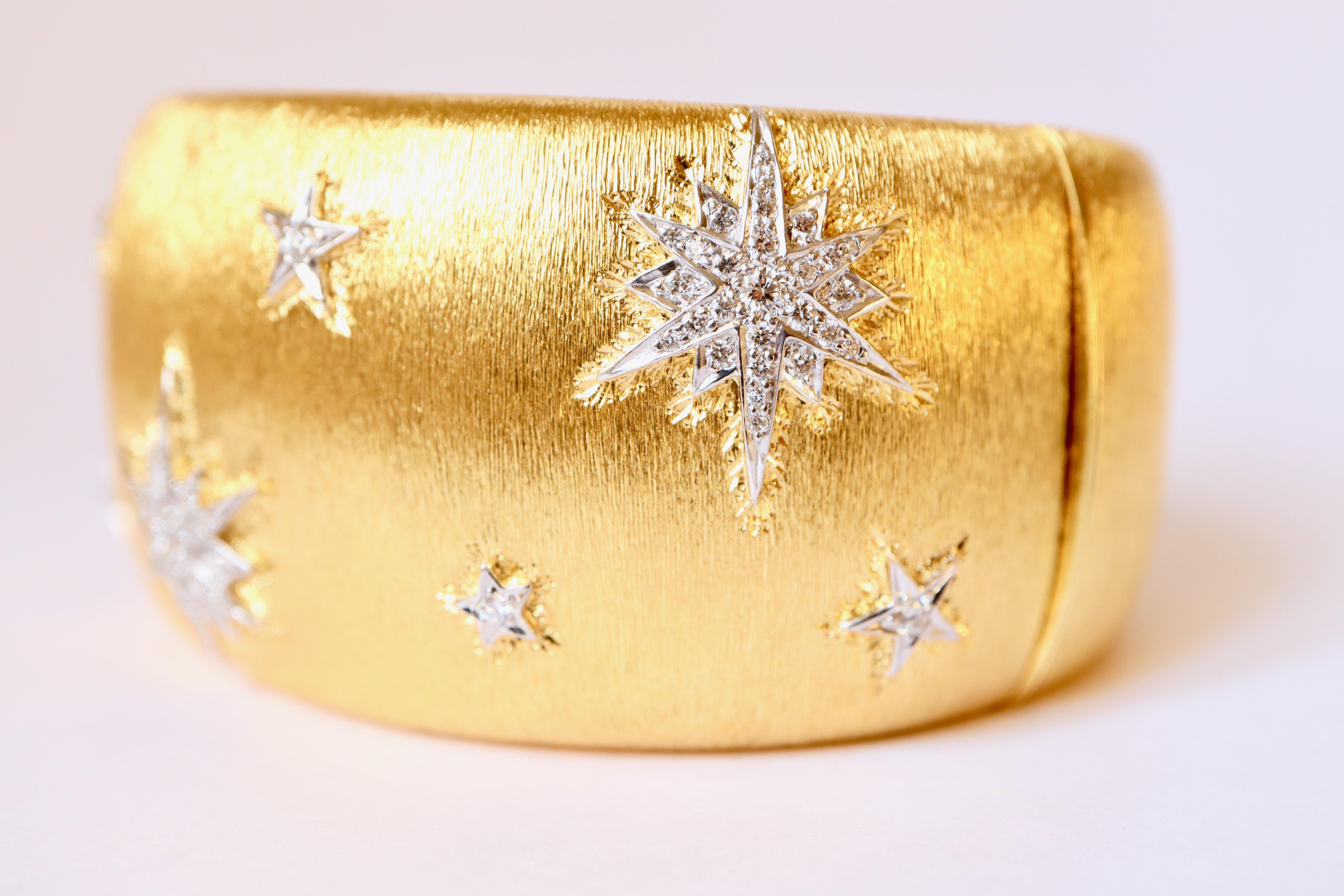 Bracelet with Stars or Snowflakes Diamonds Yellow Gold and White Gold 18 KT For Sale 9