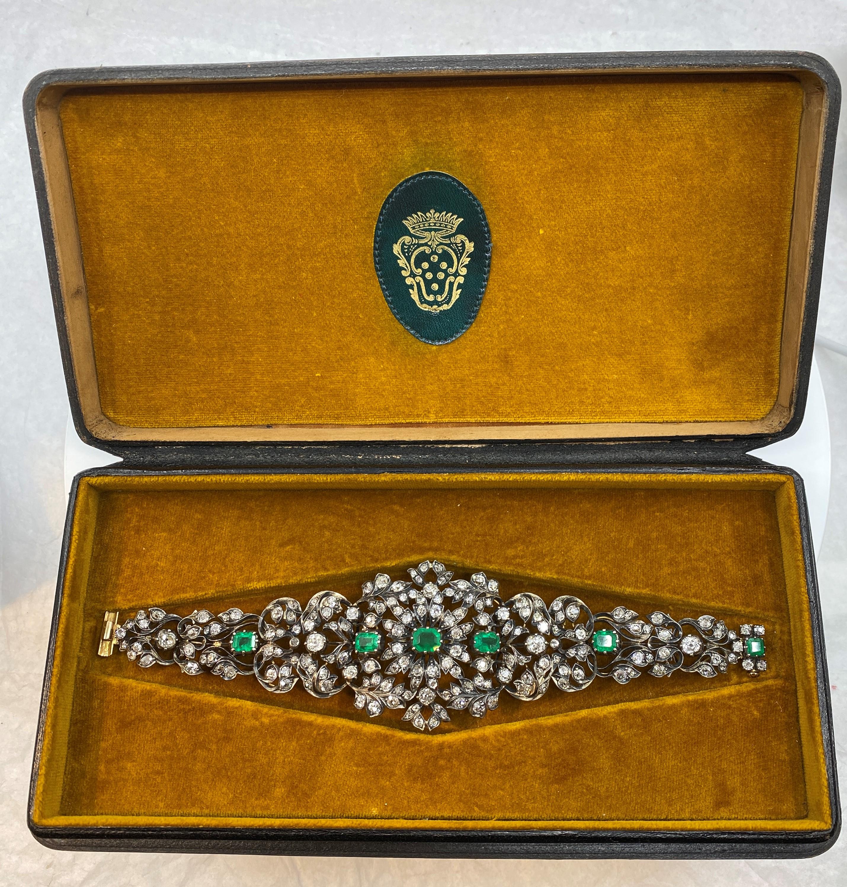 Bracelet en or 18 Carats et Argent Serti de Diamants et de 6 Émeraudes, Xixème For Sale 6
