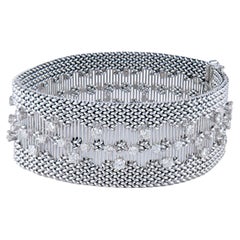 Bracelet Haute Joaillerie En ou 18 carats Serti De Diamants : 3,85 carats