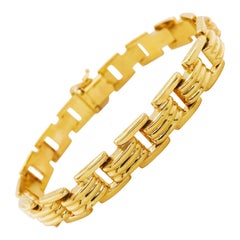 Bracelet in 14 Karat Gold, Link Bracelet in 14 Karat Yellow Gold, circa 1985
