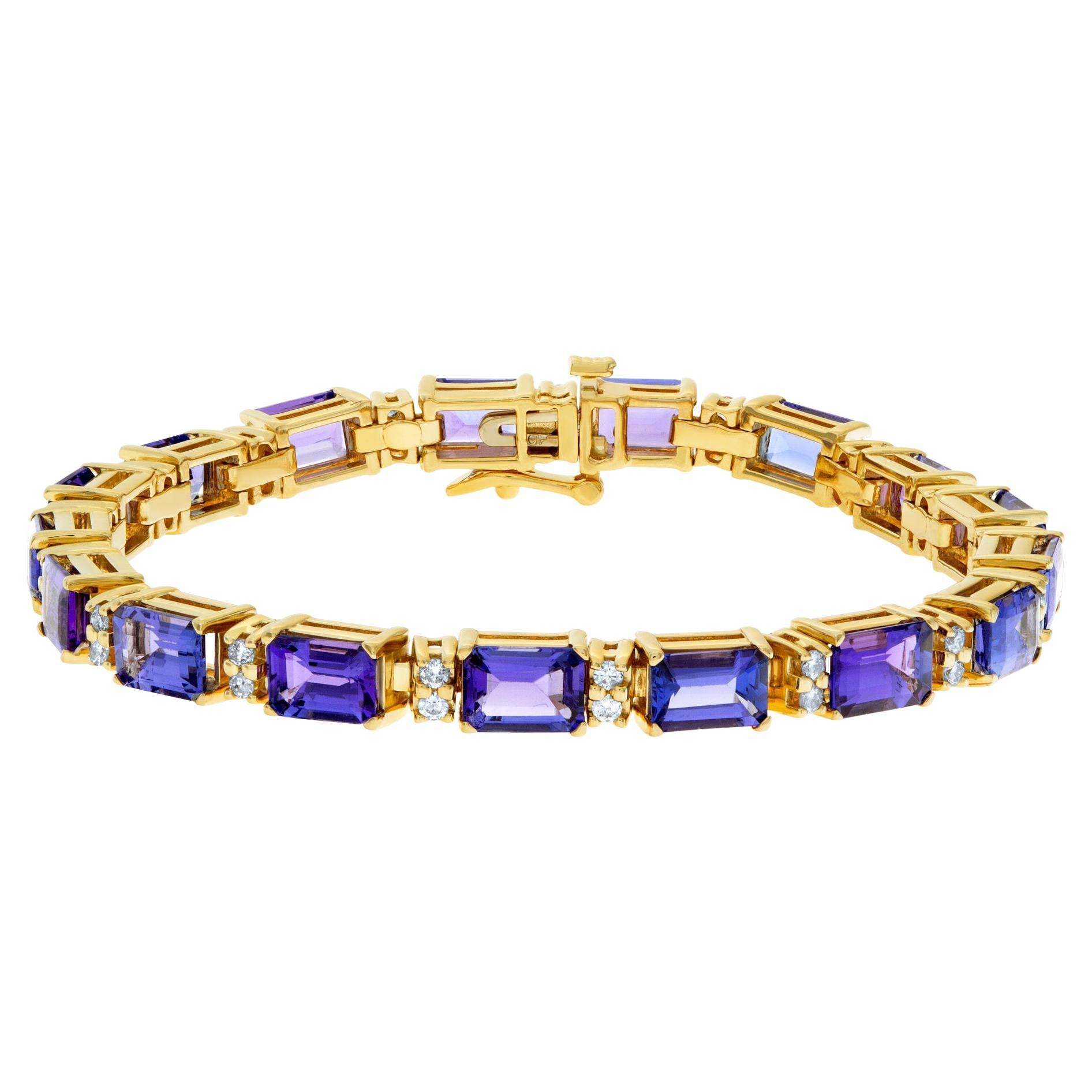 Bracelet in 14k Yellow Gold and 16.8 Cts in Tanzanite and .8 Carats in Diamonds For Sale