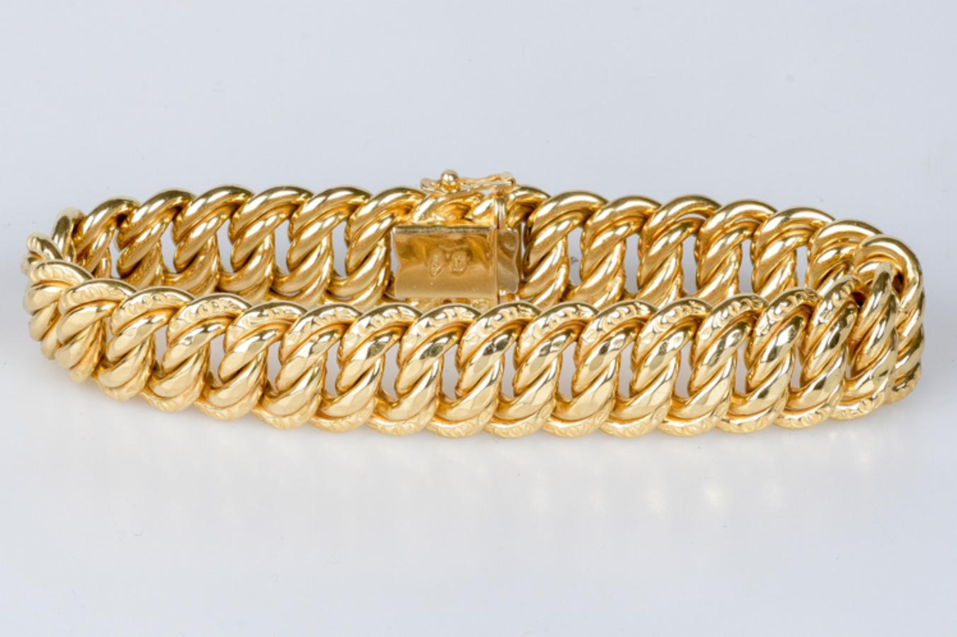 Bracelet in 18-carat yellow gold in American mesh For Sale 4
