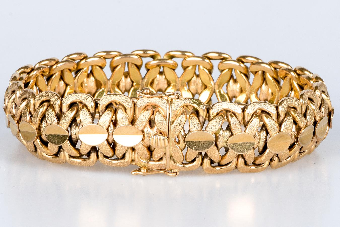 Armband aus 18-karätigem Gelbgold in weichem, ausgefallenem Netz im Angebot 3