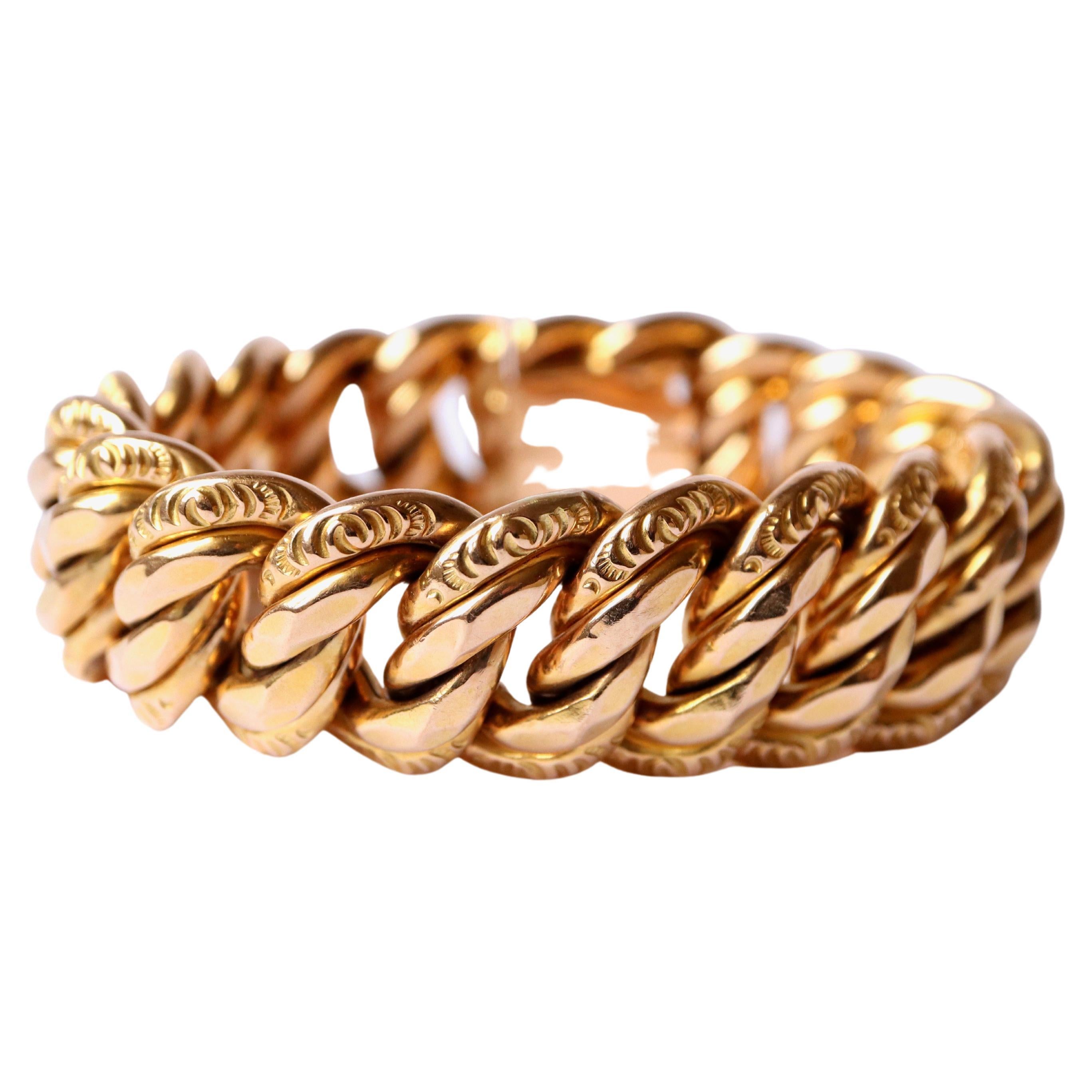 Emerald Hammered 18 Karat Gold link Bracelet For Sale at 1stDibs