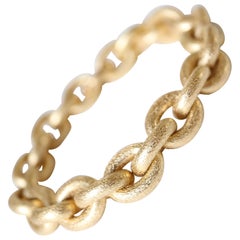 Bracelet in 18 Karat Yellow Gold Brushed Satin Hammered Mesh