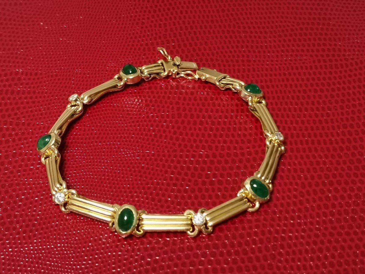 Bracelet in Gold, Emerald and Brilliant In Good Condition For Sale In Madrid, ES