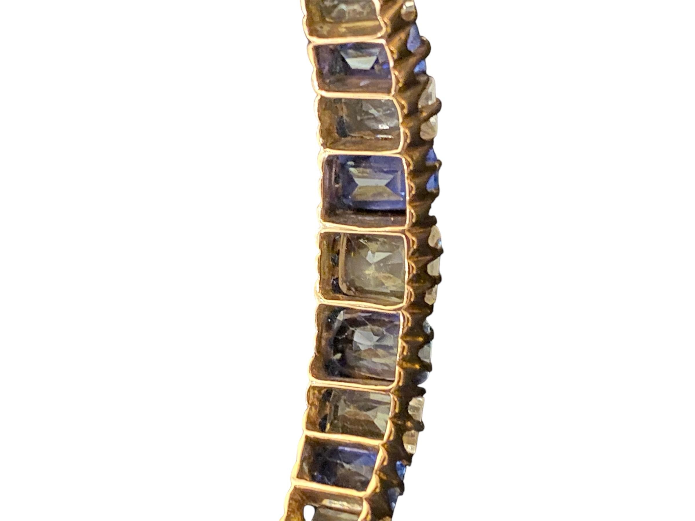 Pulsera de Oro, con Zafiros azules y amarillos en venta 2