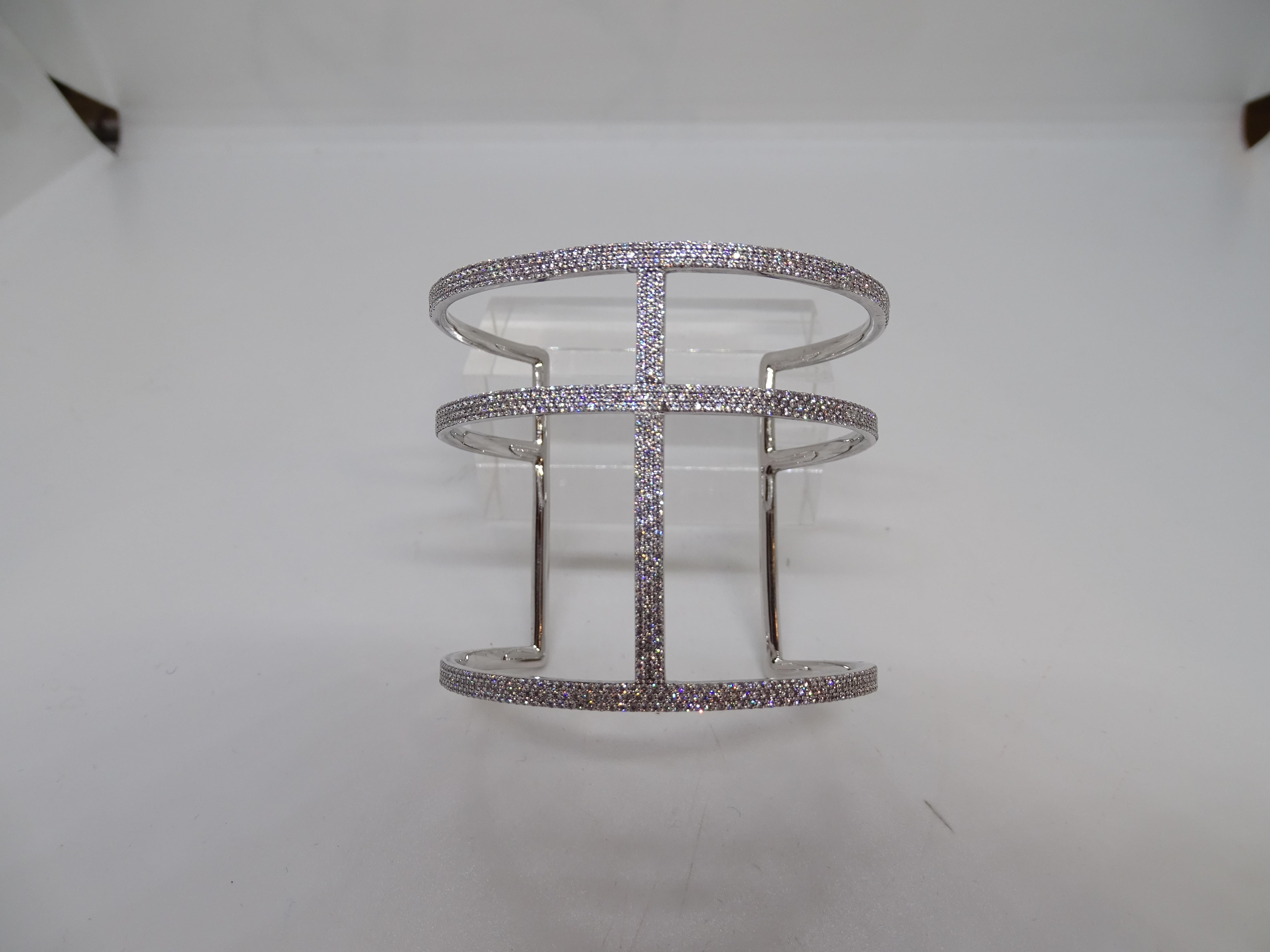 Bracciale in argento sterling e pavé di zirconi, Guiot de Bourg Parigi Francia in vendita 1