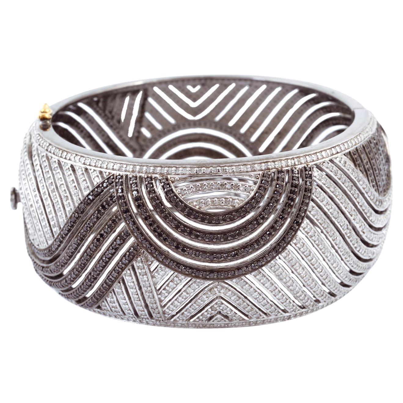 Bracelet in Swirl Design With Black & White Diamonds Made in 18k Gold & Silver For Sale