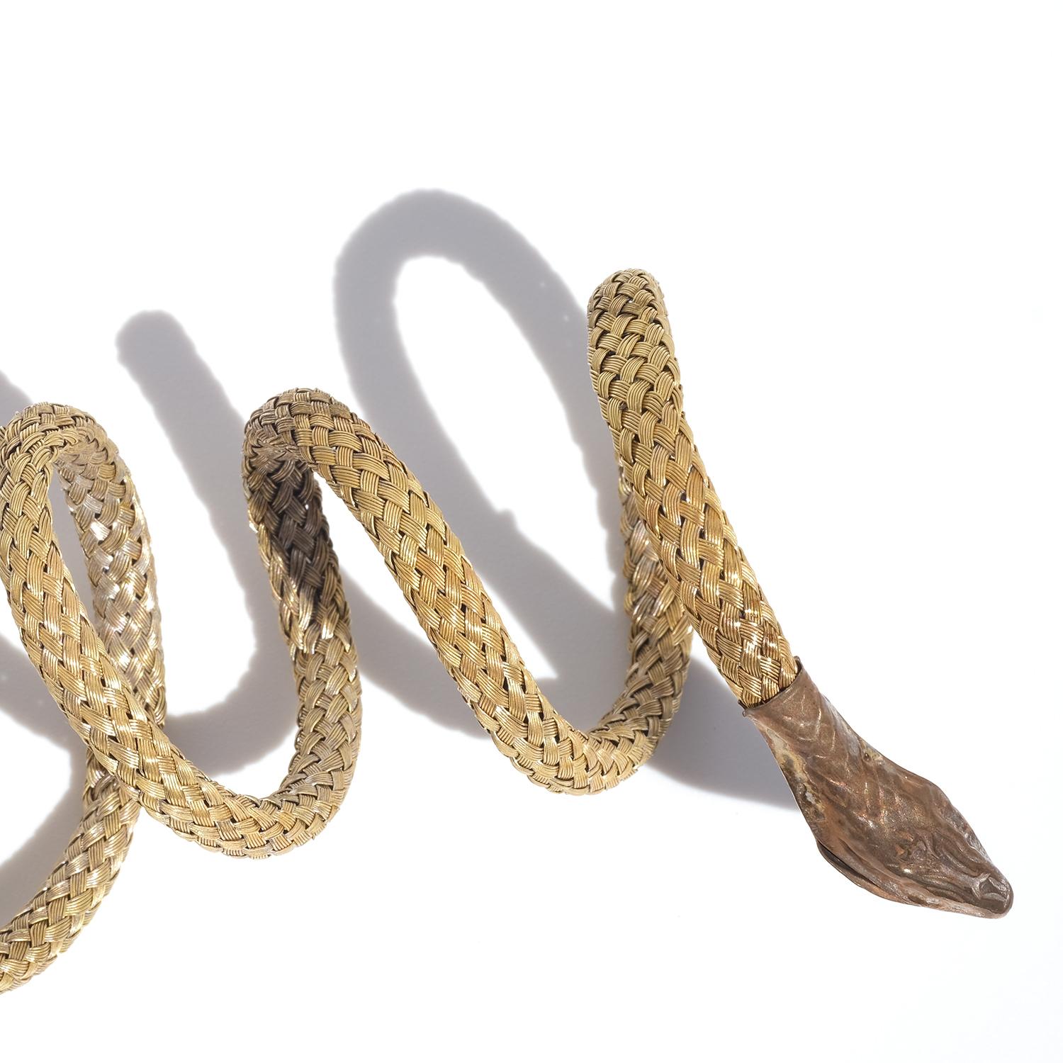 Bracelet in the shape of an Articulated Snake, Gilded Brass, Late 19th C. For Sale 2
