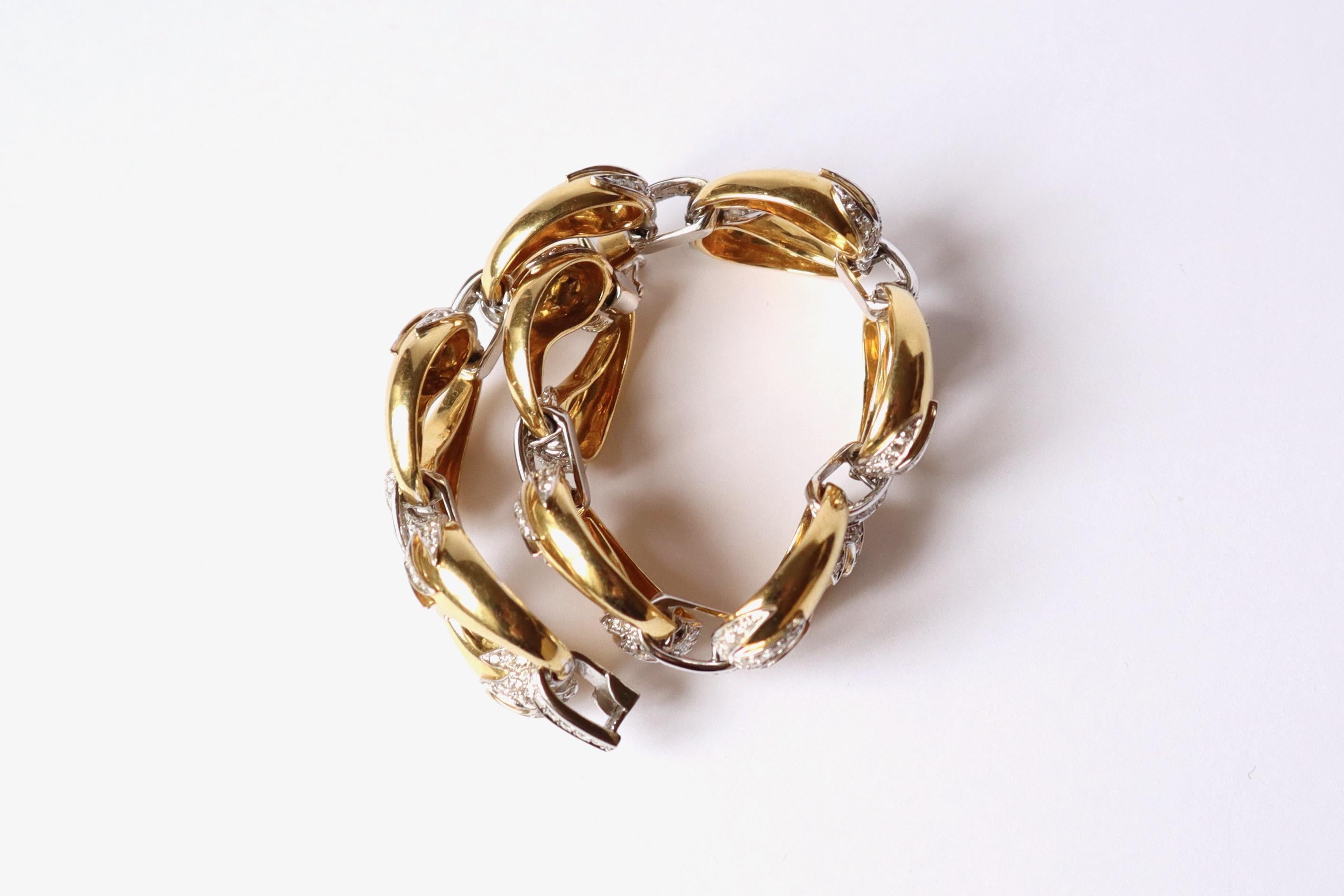 Bracelet en or jaune et blanc 18 carats et diamants circa 1960 en vente 4