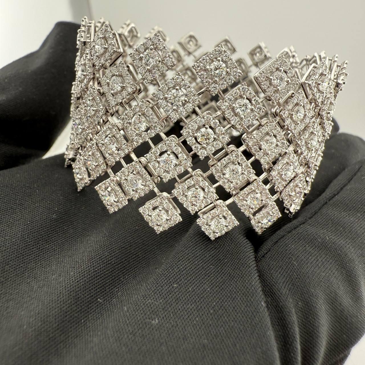 Armband Maximilian Stück Unikat 19, 72 ct. Runde Diamanten & Weißgold im Zustand „Hervorragend“ im Angebot in Berlin, DE