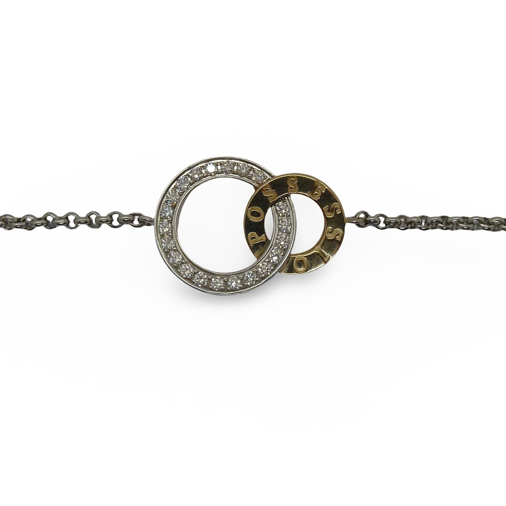 Laissez-vous envoûter par l'élégance intemporelle du bracelet Possession de la prestigieuse maison Piaget. Combinando la pureza del oro rosa de 18 quilates (750 milésimas) y el brillo refinado del oro blanco, esta creación mantiene el equilibrio