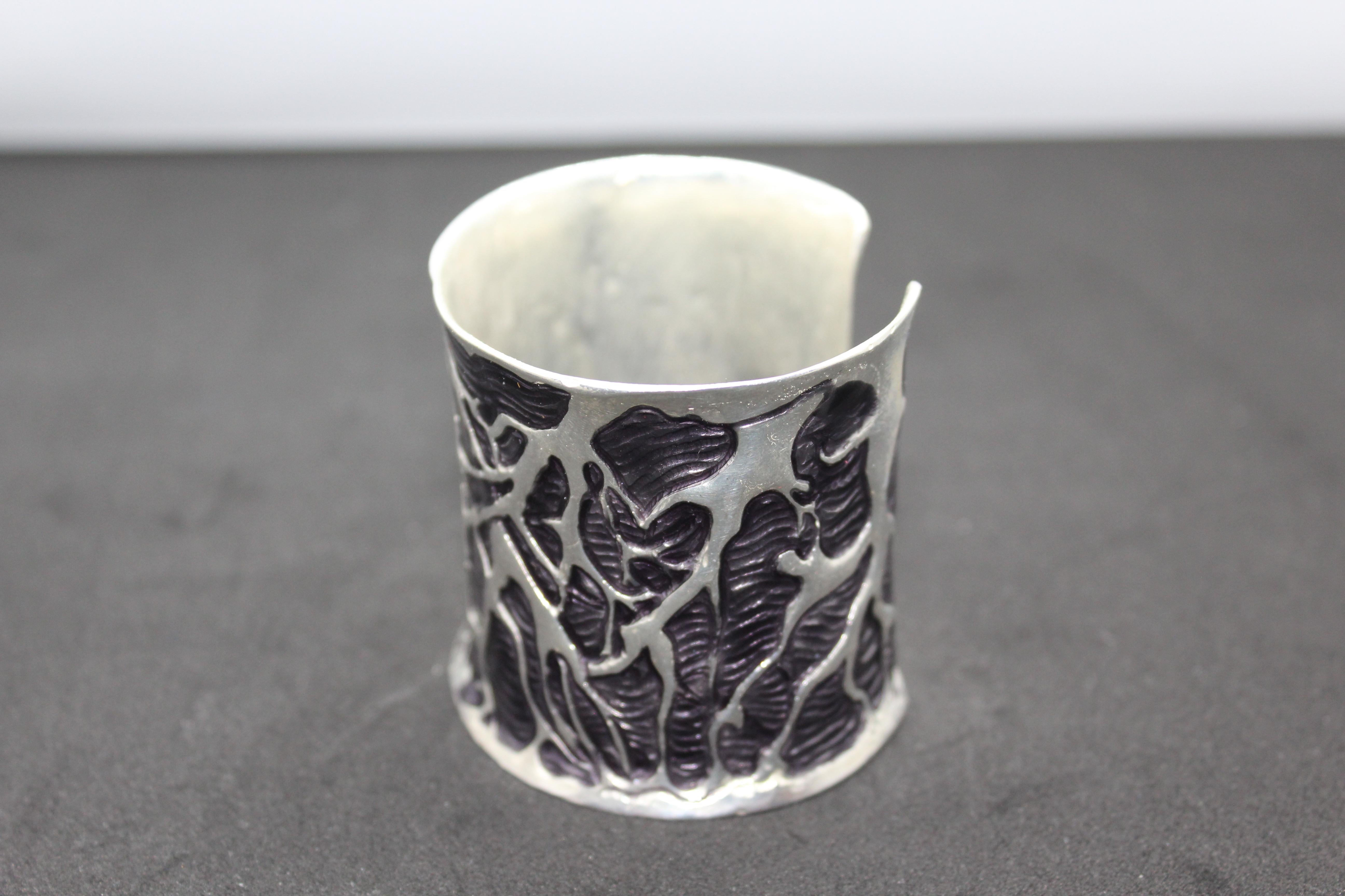 Bracelet, corail noir de Schiava, argent, cadeau de luxe fait à la main, Italie en vente 1