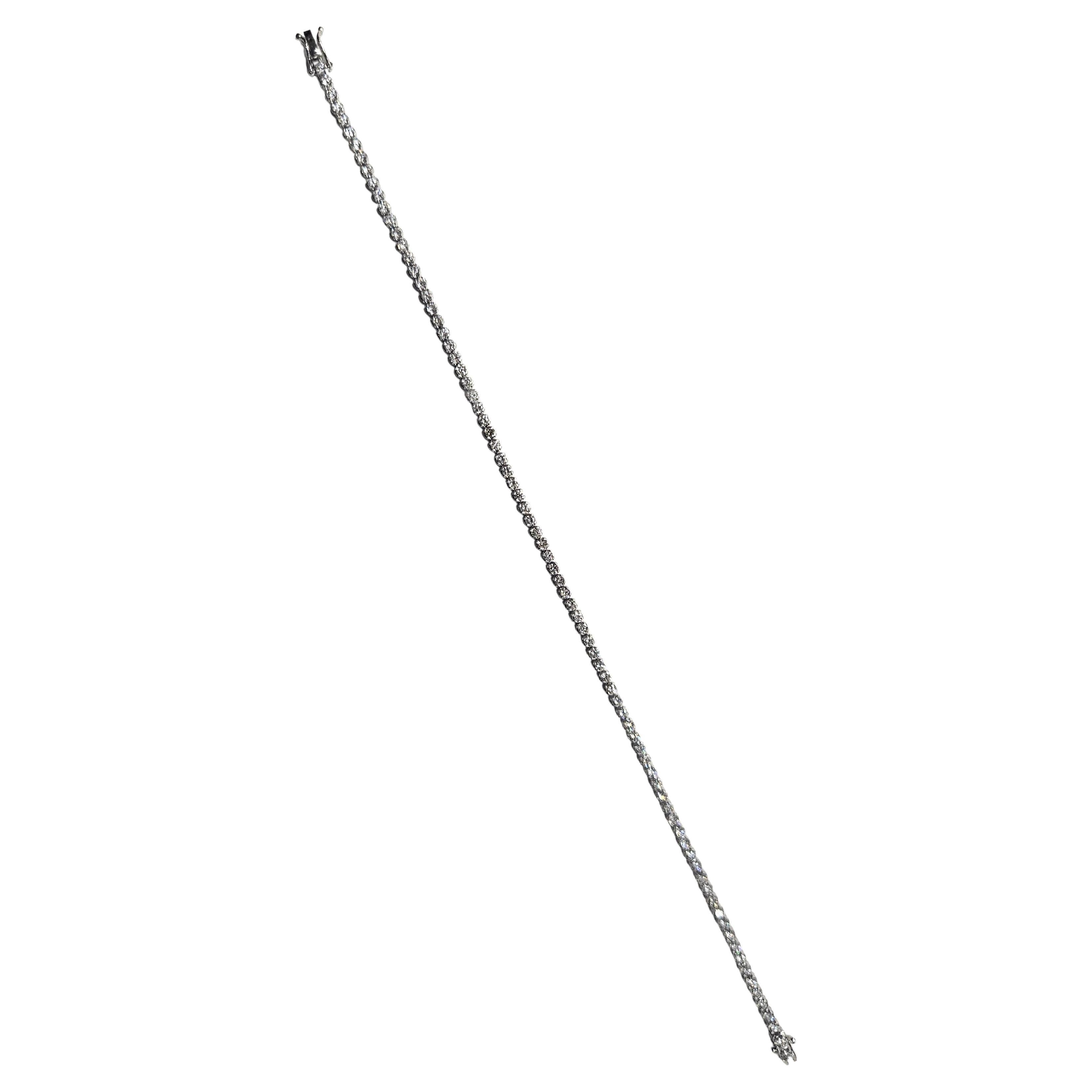 Pulsera Tenis Diamante 2,46 qt. Engastado en oro blanco de 18 quilates torneado en Nuevo estado para la venta en MADRID, ES