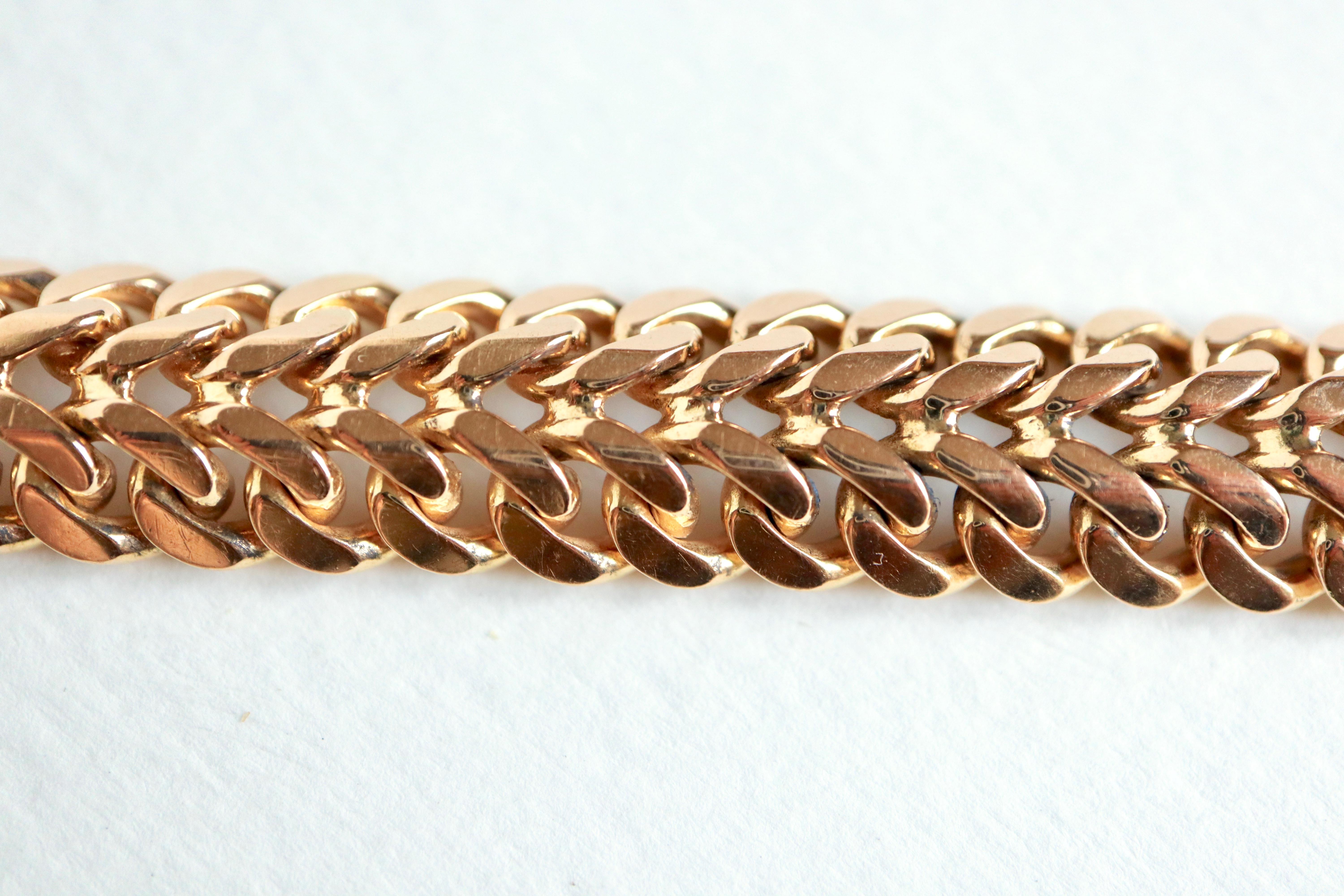 Bracelet Vintage circa 1960 in 18 Karat Yellow Gold Double Links Gourmette For Sale 7