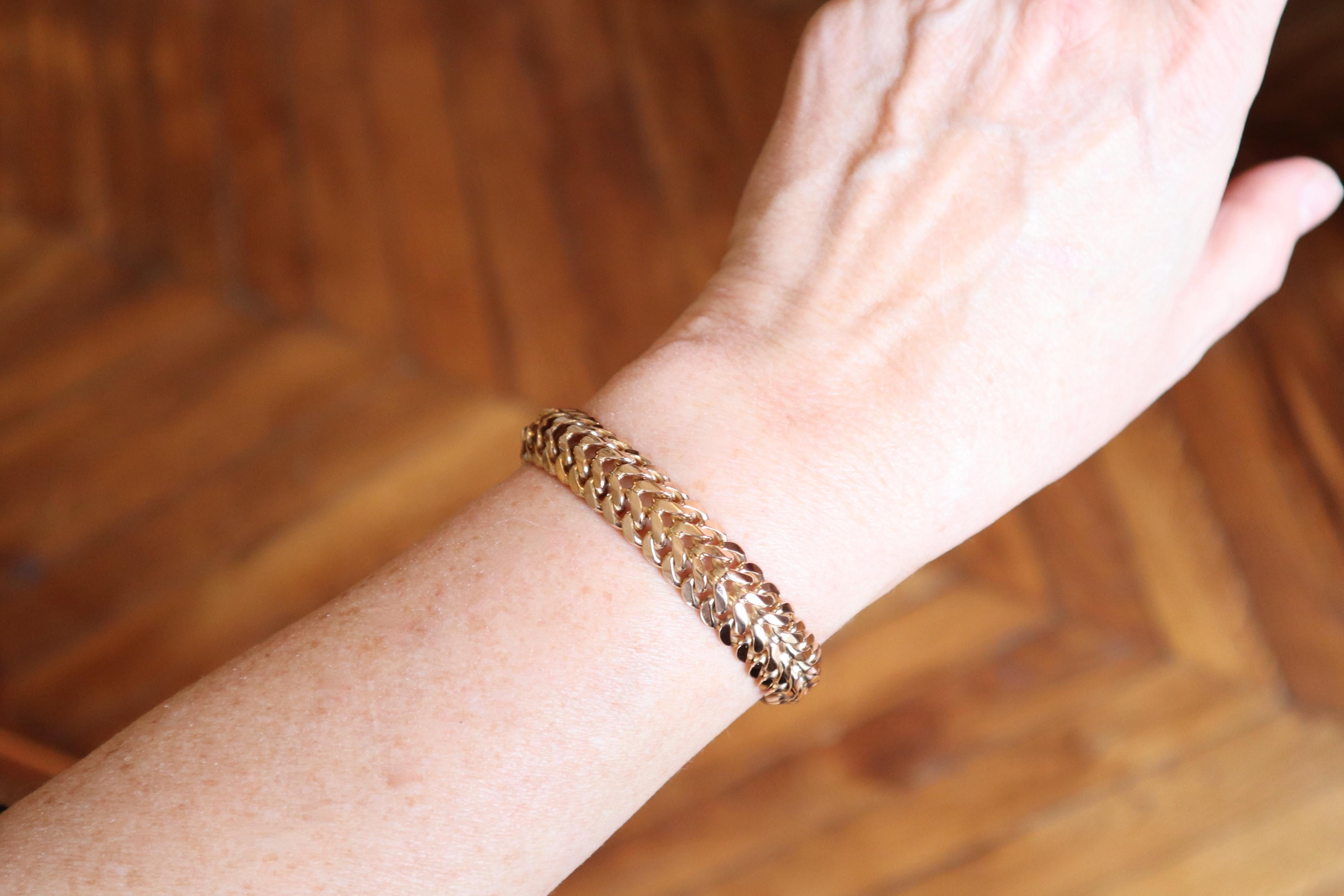 Bracelet Vintage circa 1960 in 18 Karat Yellow Gold Double Links Gourmette For Sale 5