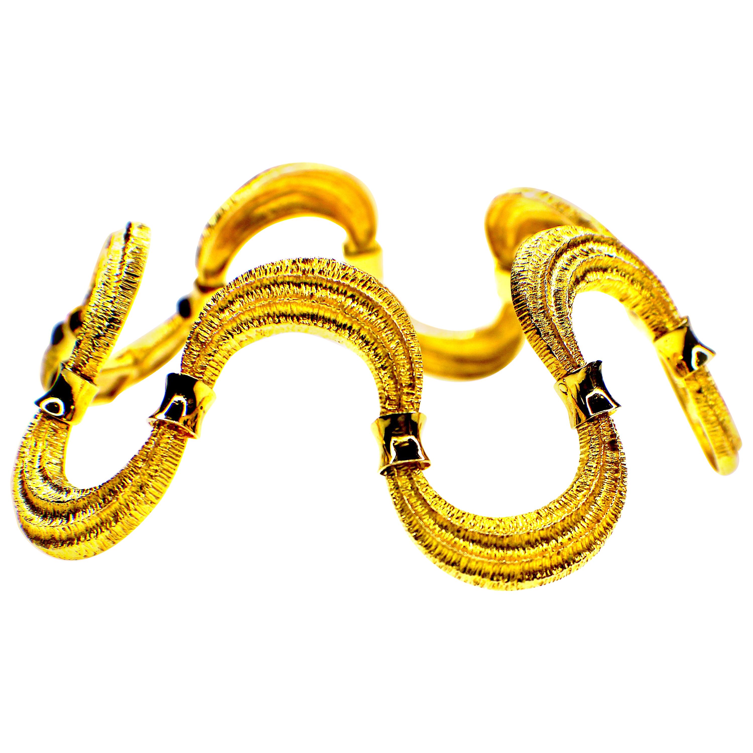 Bracelet "Waves" Handcrafted 18 Karat Gold
