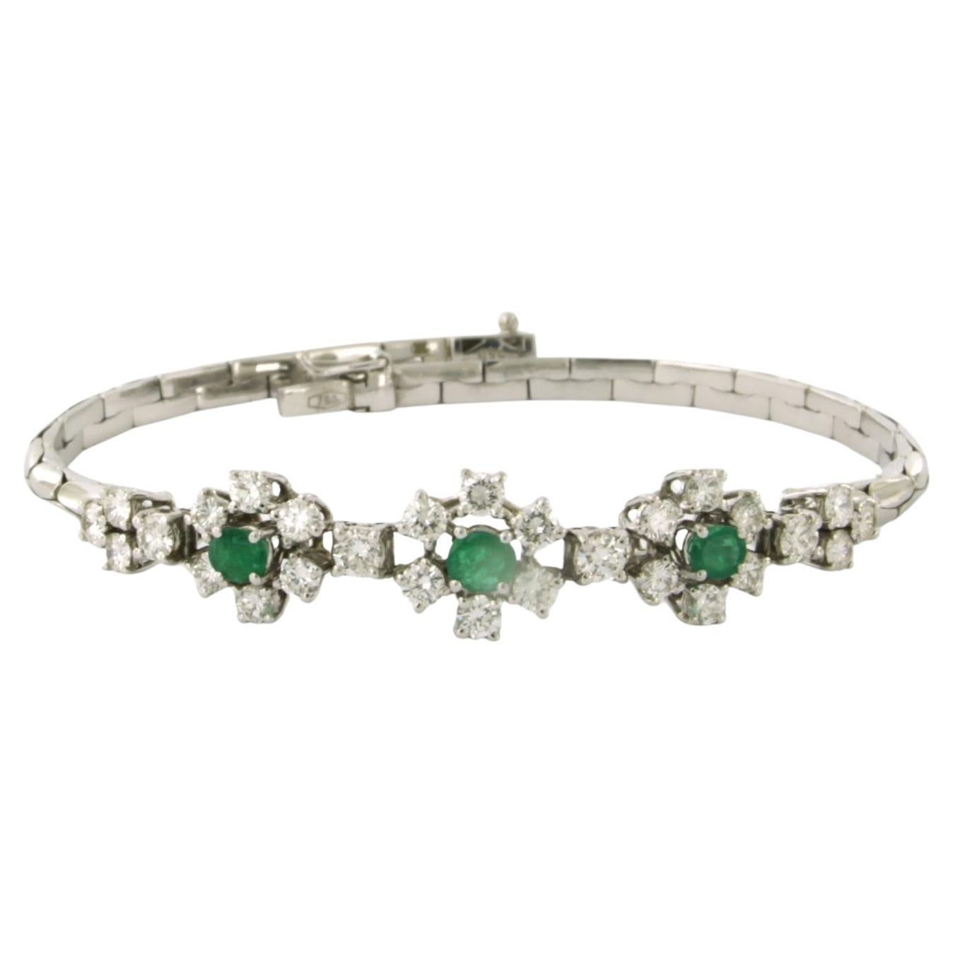 Pulsera con esmeralda y diamantes talla brillante hasta 2,50ct Oro blanco de 18k en venta