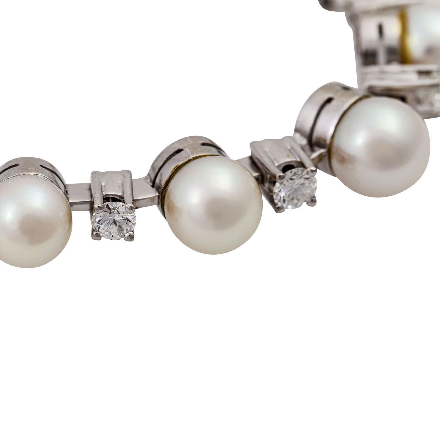 Women's Bracelet with 7 cultured pearls For Sale