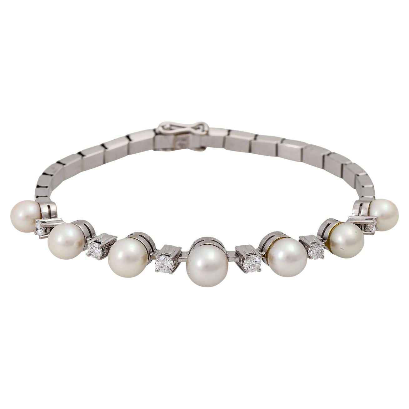 Bracelet with 7 cultured pearls