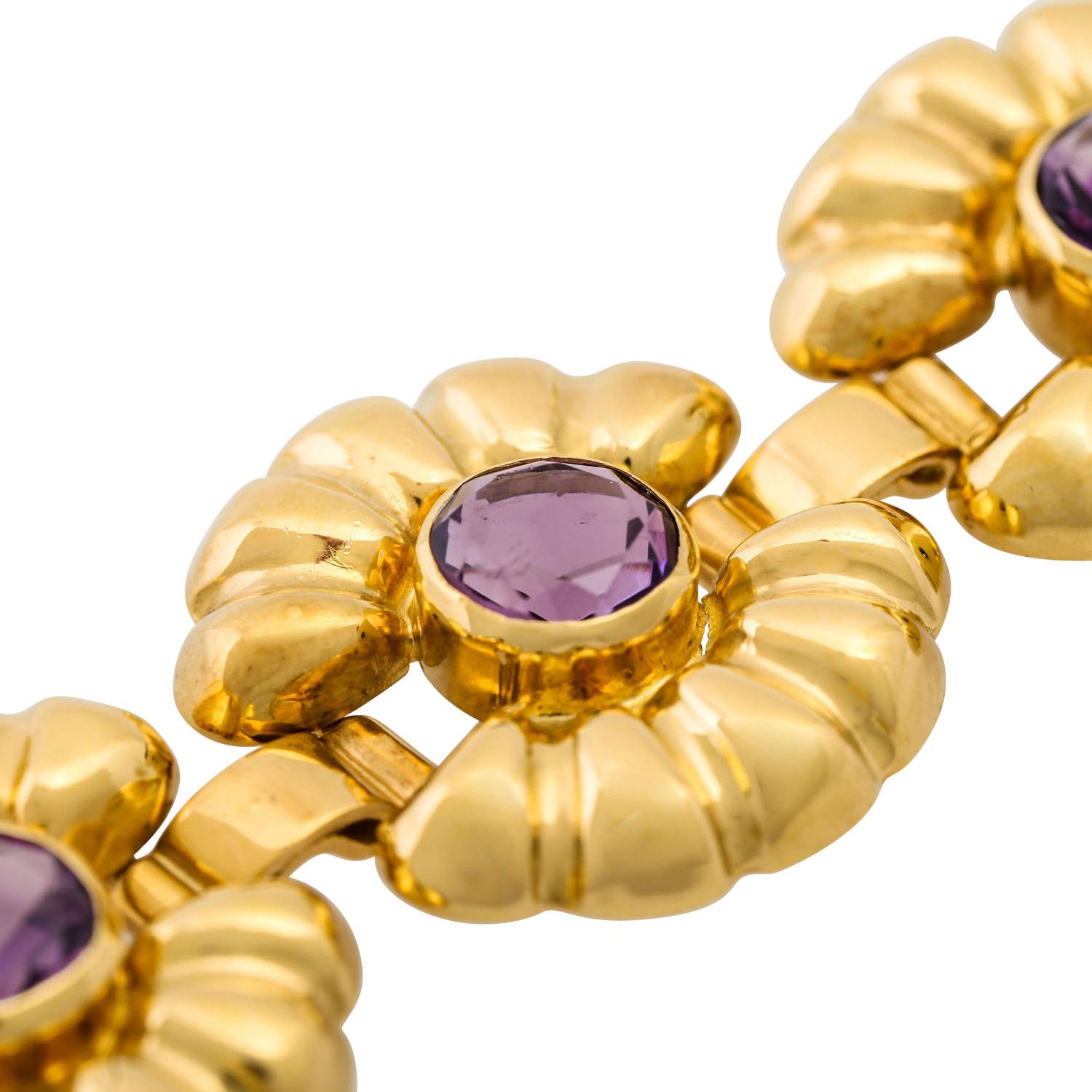 Bracelet with 9 Amethysts In Excellent Condition For Sale In Stuttgart, BW