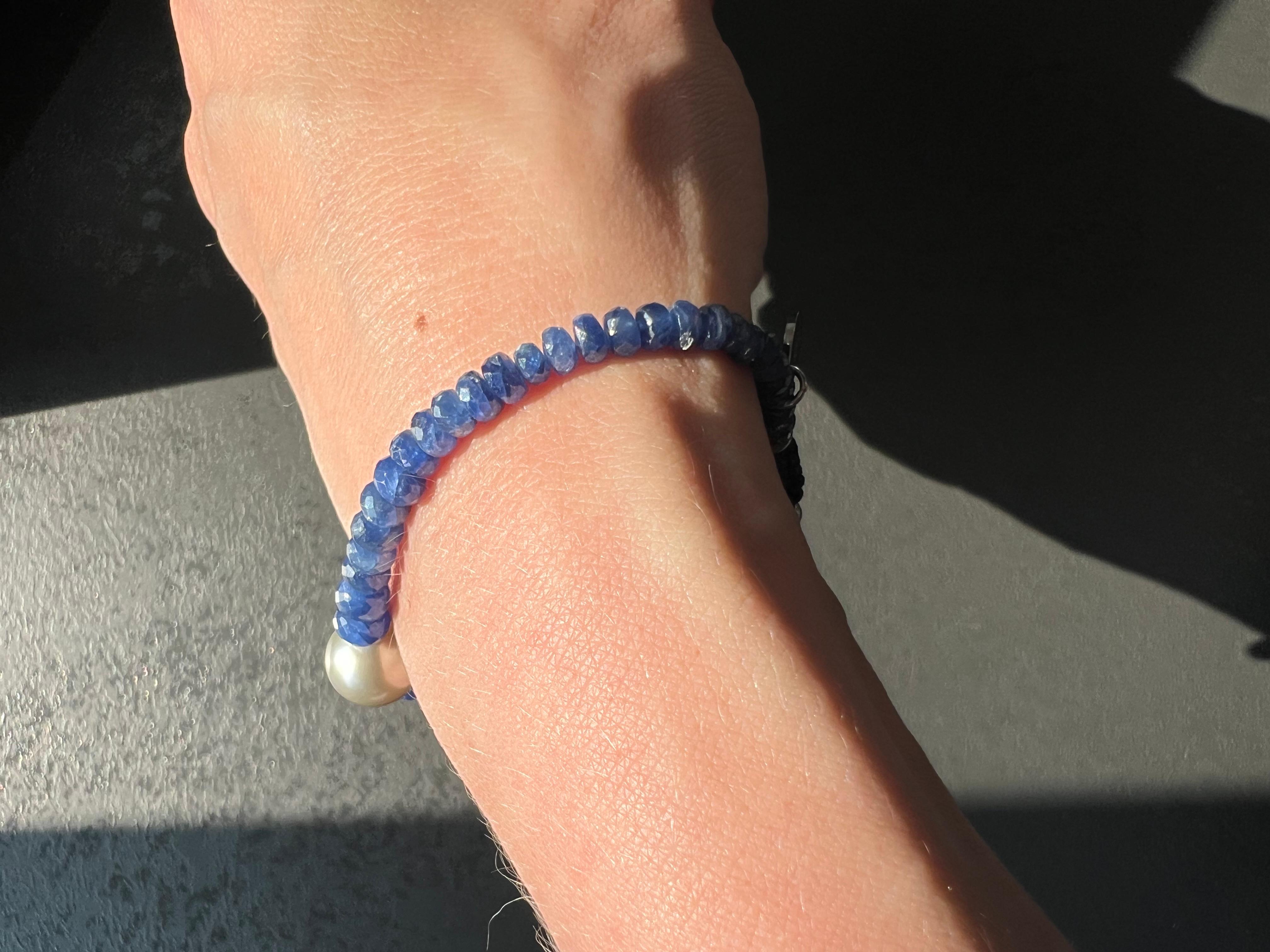 Bracciale con zaffiri naturali da 18 carati circa e perla di Tahiti in vendita 2