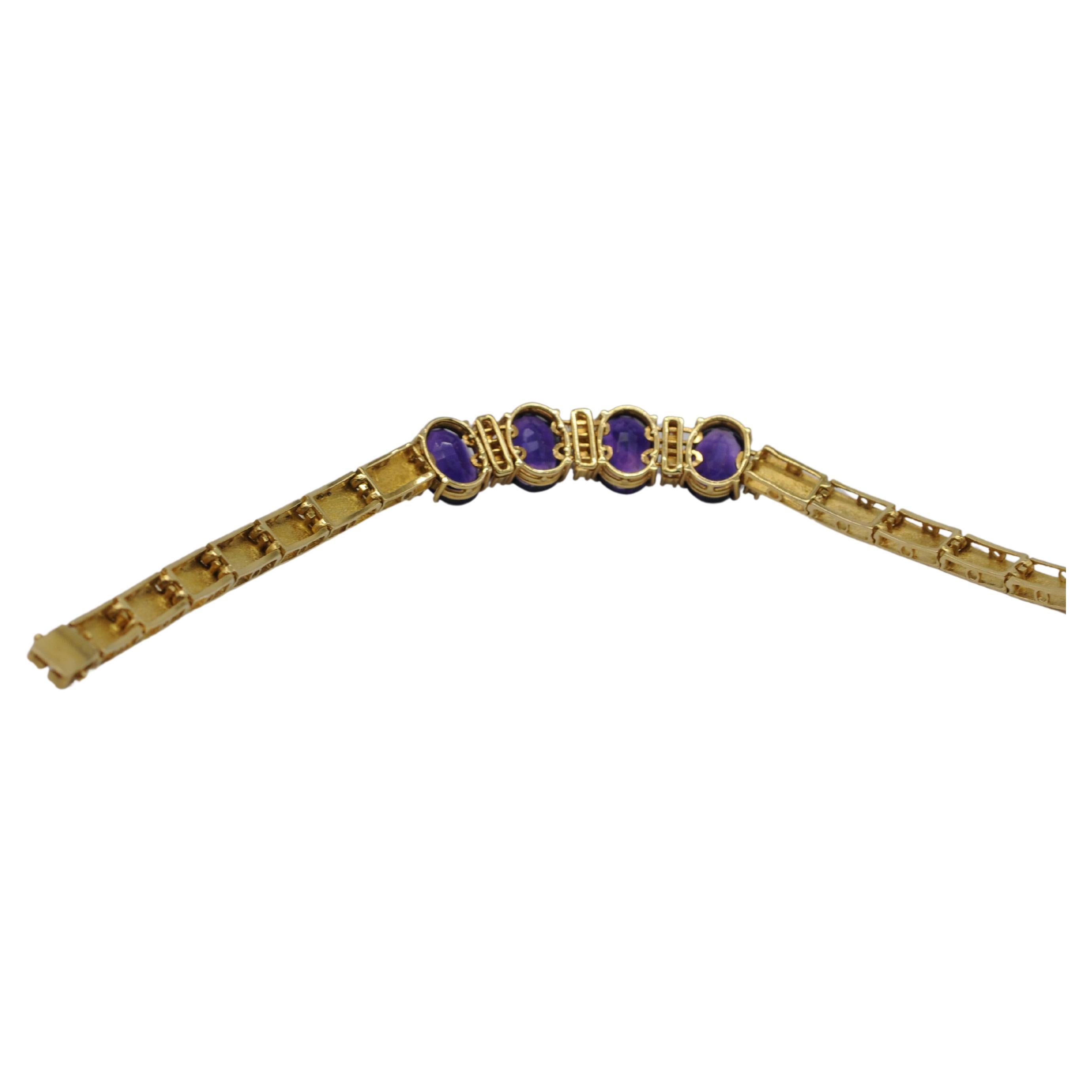 Bracelet with amethysts and diamonds in 18k gold For Sale 3