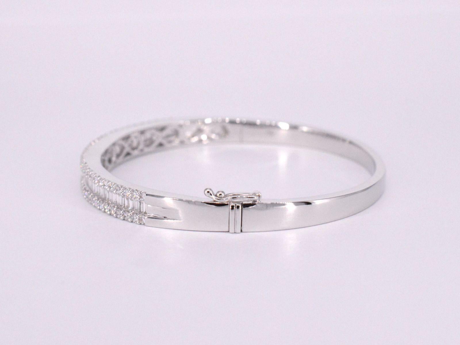Bracelet avec diamants baguettes et diamants brillants Neuf - En vente à AMSTELVEEN, NH