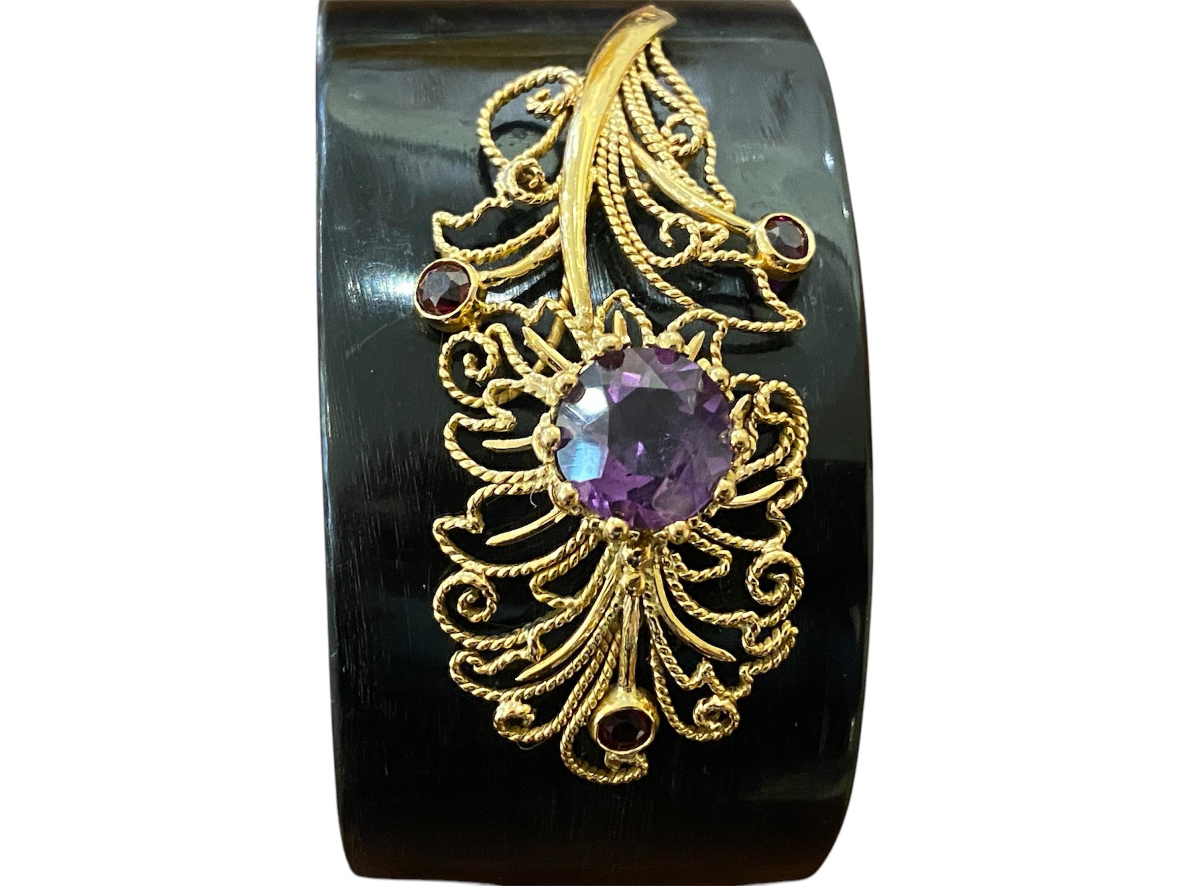 Bracelet avec application d'or, améthyste et quartz sur matière Horn Unisexe en vente
