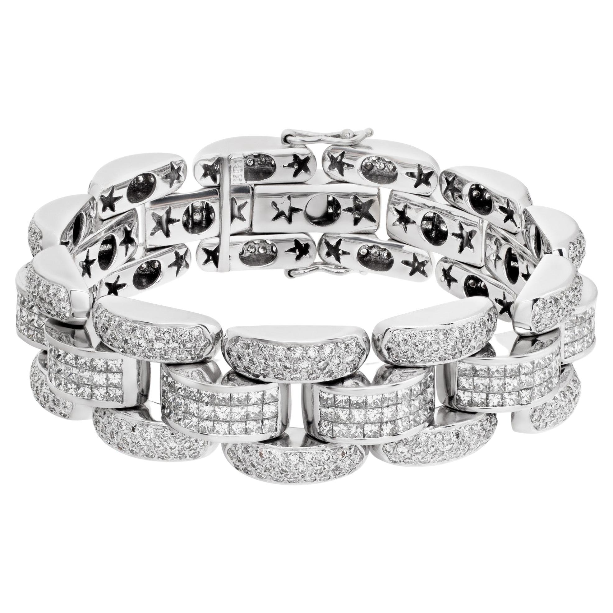 Bracelet with Invisibly Set Princess and Round Cut Diamonds in 18k White Gold For Sale