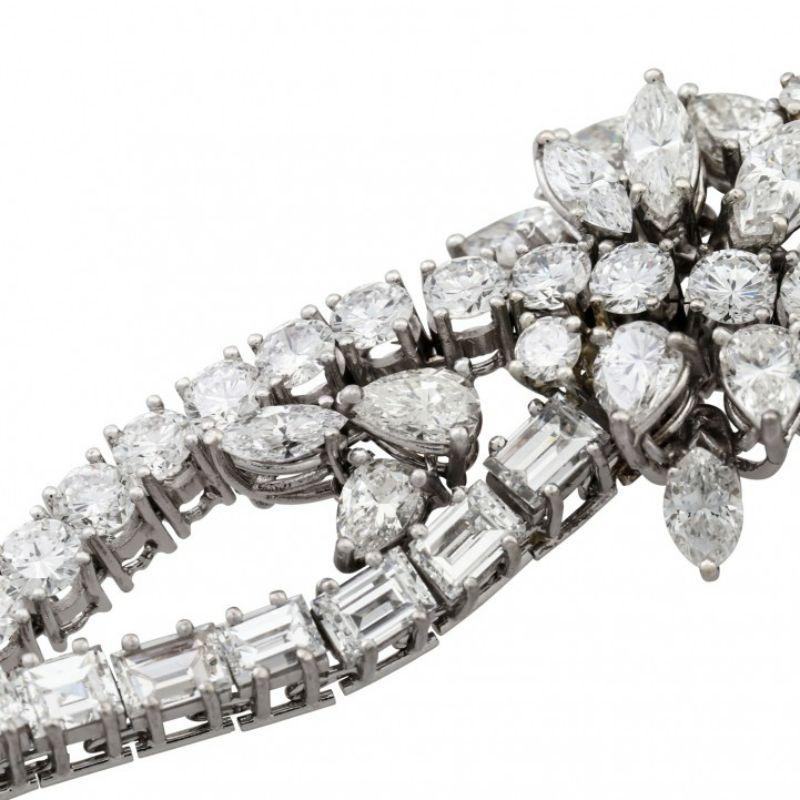 Bracelet with Numerous Diamonds Total Approx. 23.5 Ct In Good Condition For Sale In Stuttgart, BW