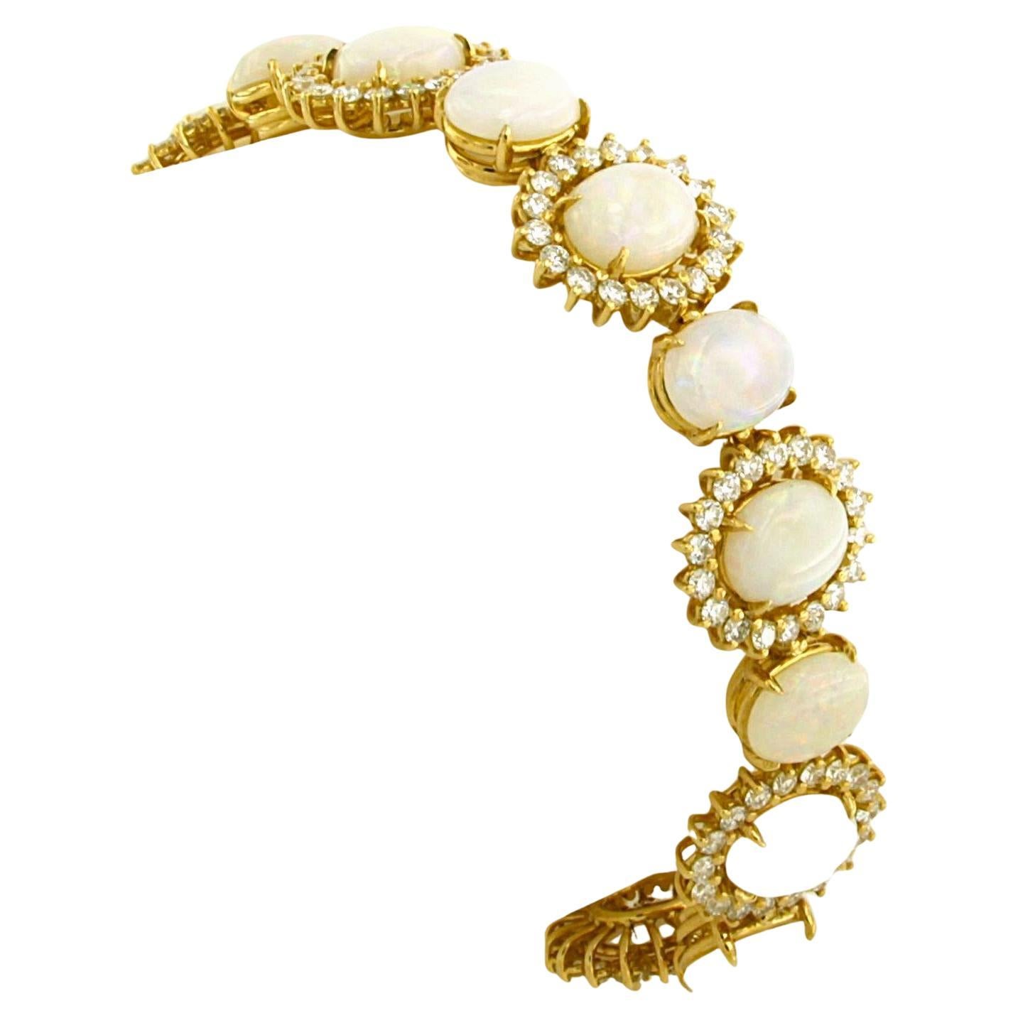 Brilliante avec opale et diamants taille brillant jusqu'à 5,00ct Or 18k 31,8 grammes