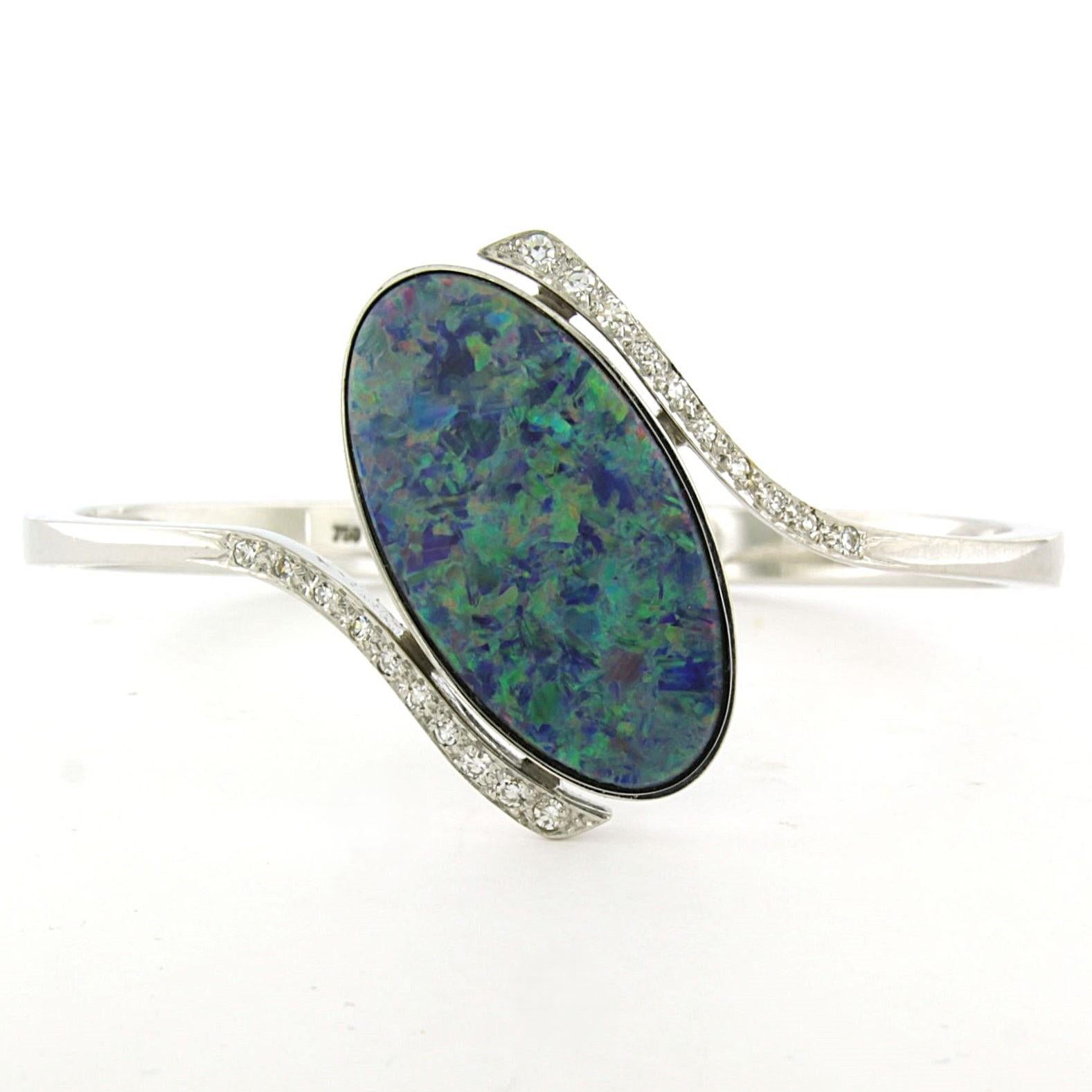 Armband mit Opal und Diamanten im Einzelschliff bis zu 0,40ct 18k Gold 26,5 Gramm im Angebot 3