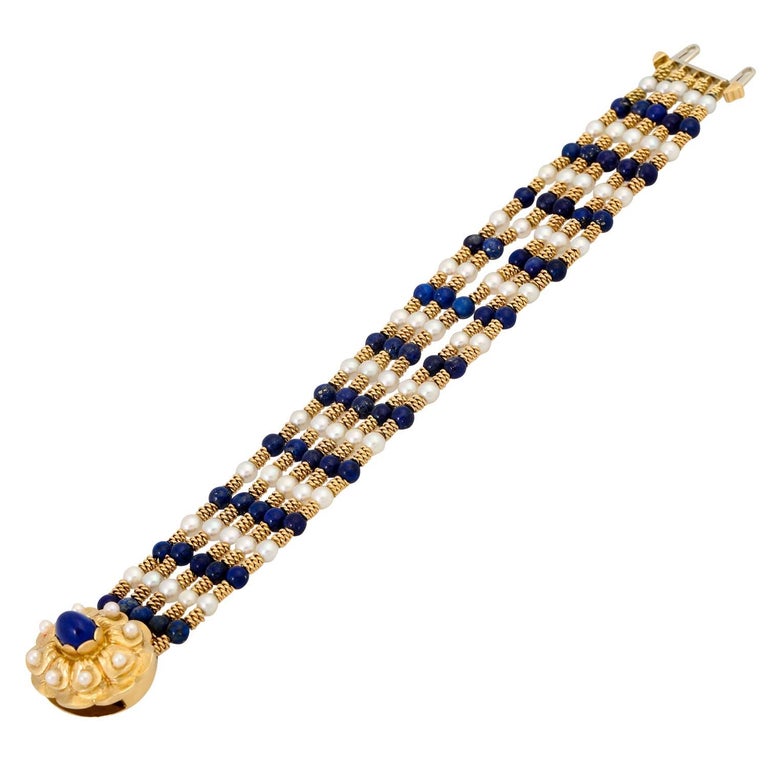 Bracelet with Pearls and Lapislazuli For Sale at 1stDibs