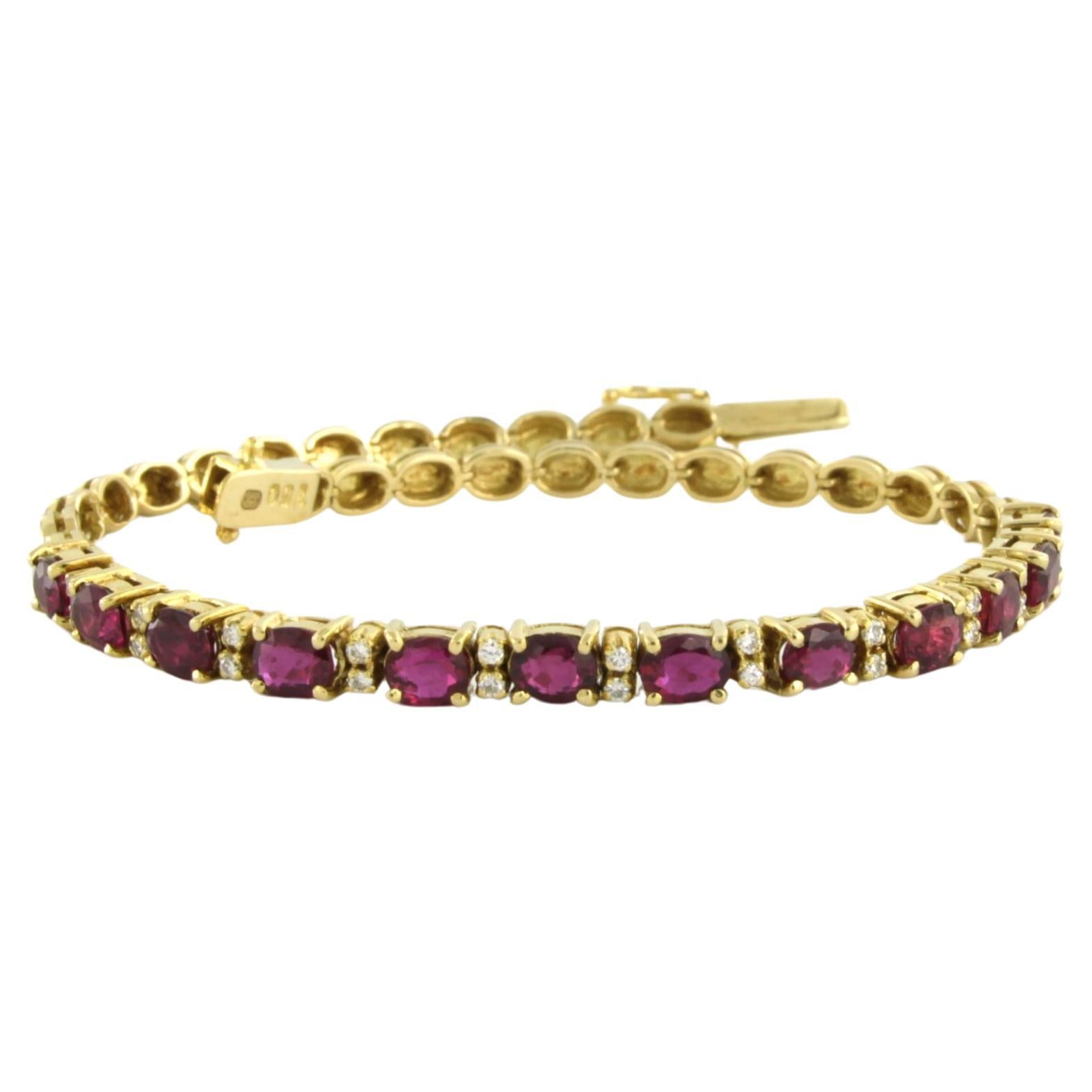 Bracelet with ruby and brilliant cut diamonds up to 0.13ct 18k yellow gold