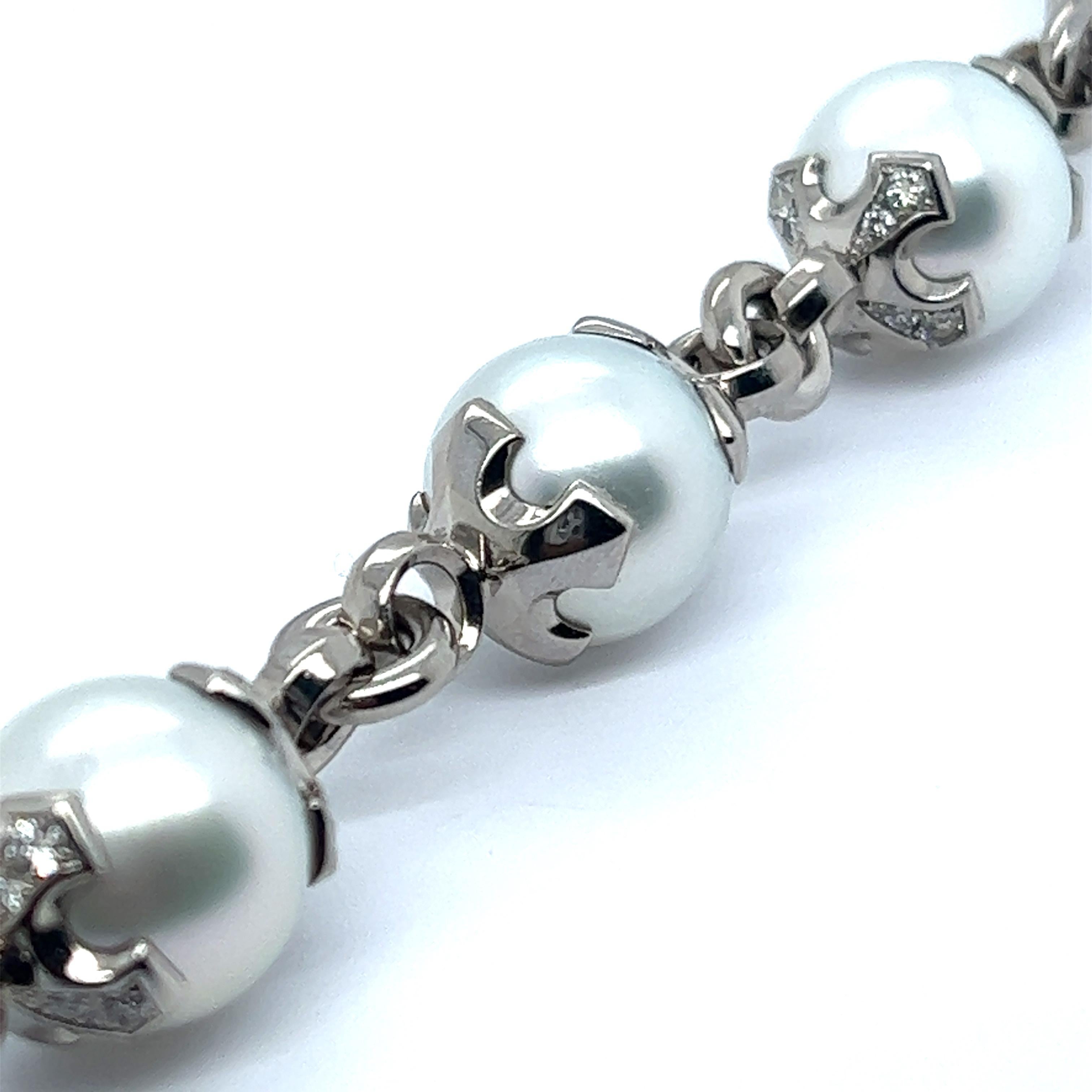 Bracelet with South Sea Cultural Pearls in Palladium 950 For Sale 3