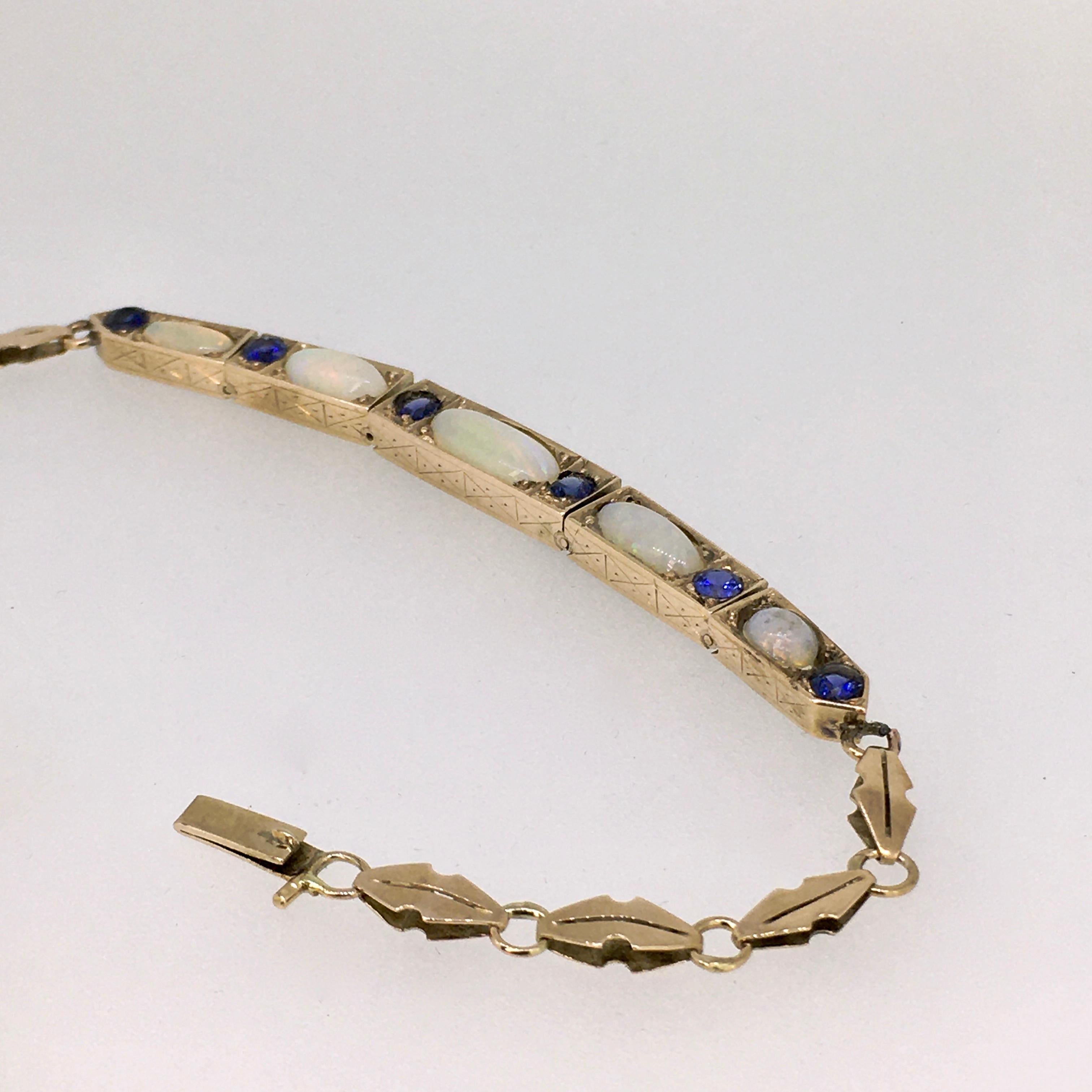 Bracelet, Yellow Gold, Art Deco, Sapphire, White Opal In Good Condition In EL Waalre, NL