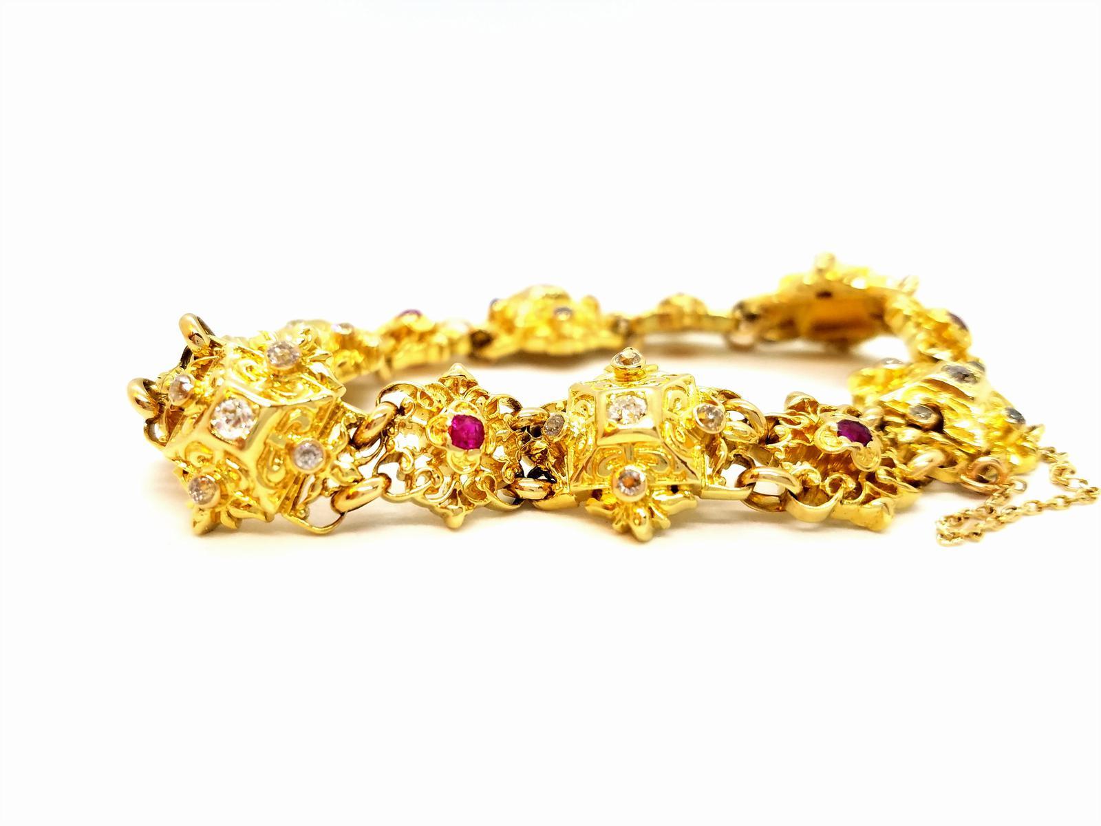 Bracelet en or jaune et diamants en vente 3