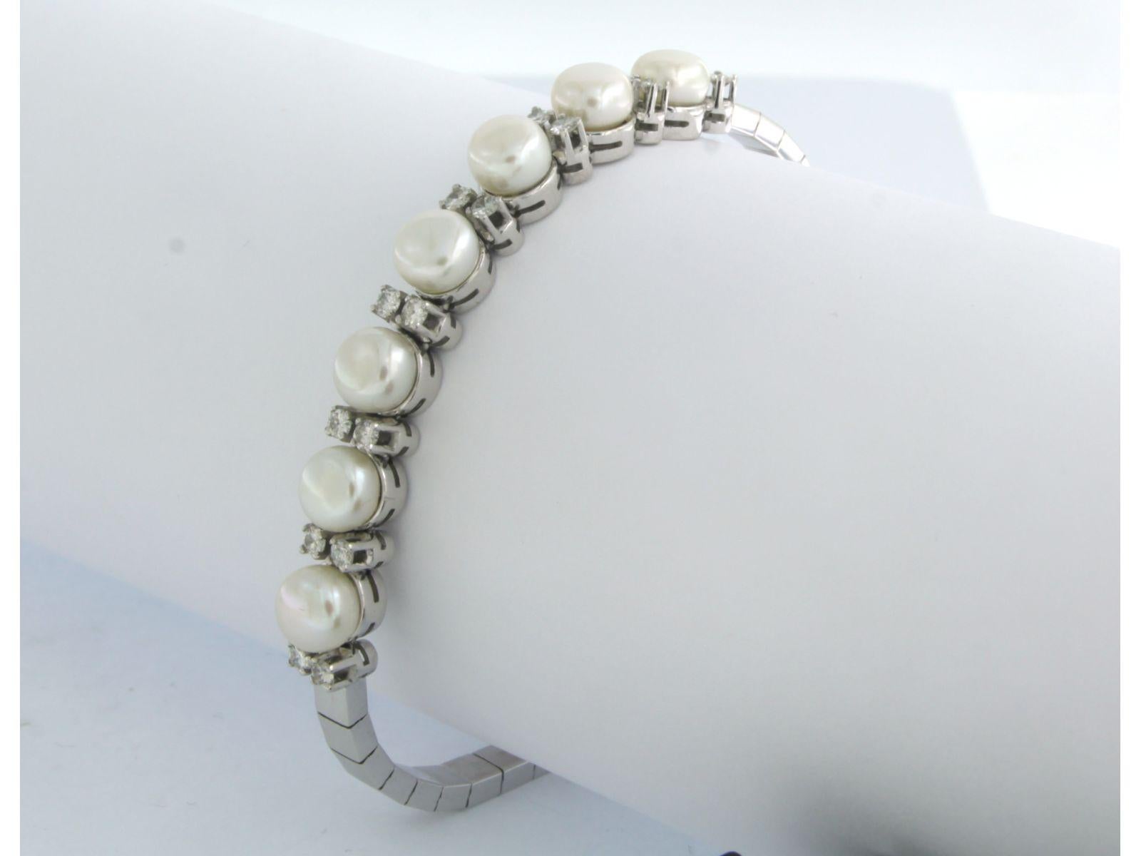 Modern Bracelets set with pearls and diamonds 18k white gold For Sale