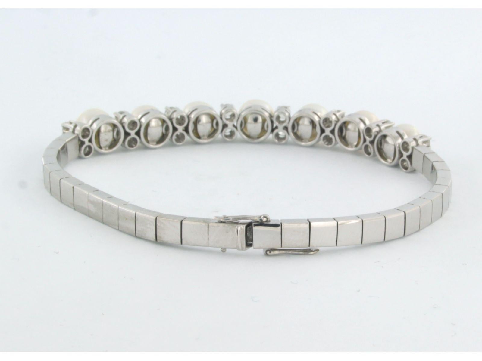 Women's Bracelets set with pearls and diamonds 18k white gold For Sale