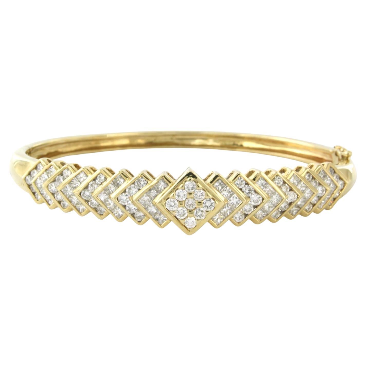 Bracelot with brilliant and princess cut diamonds up to 2.50ct 14k yellow gold For Sale