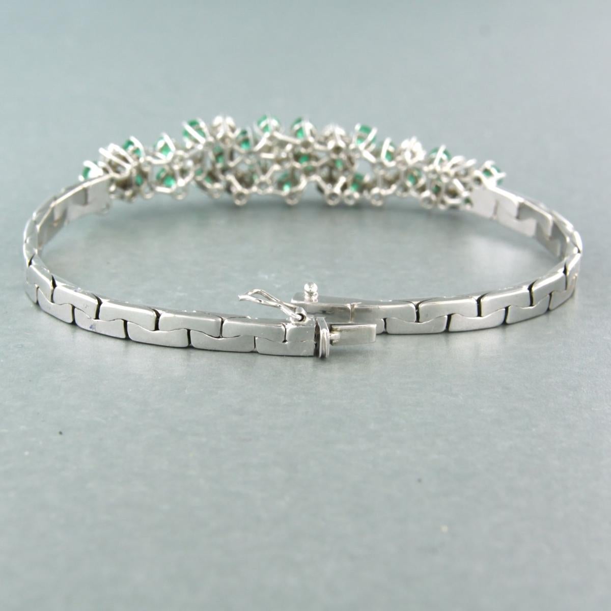 Bracelot with emerald and diamonds 18k white gold In Good Condition For Sale In The Hague, ZH