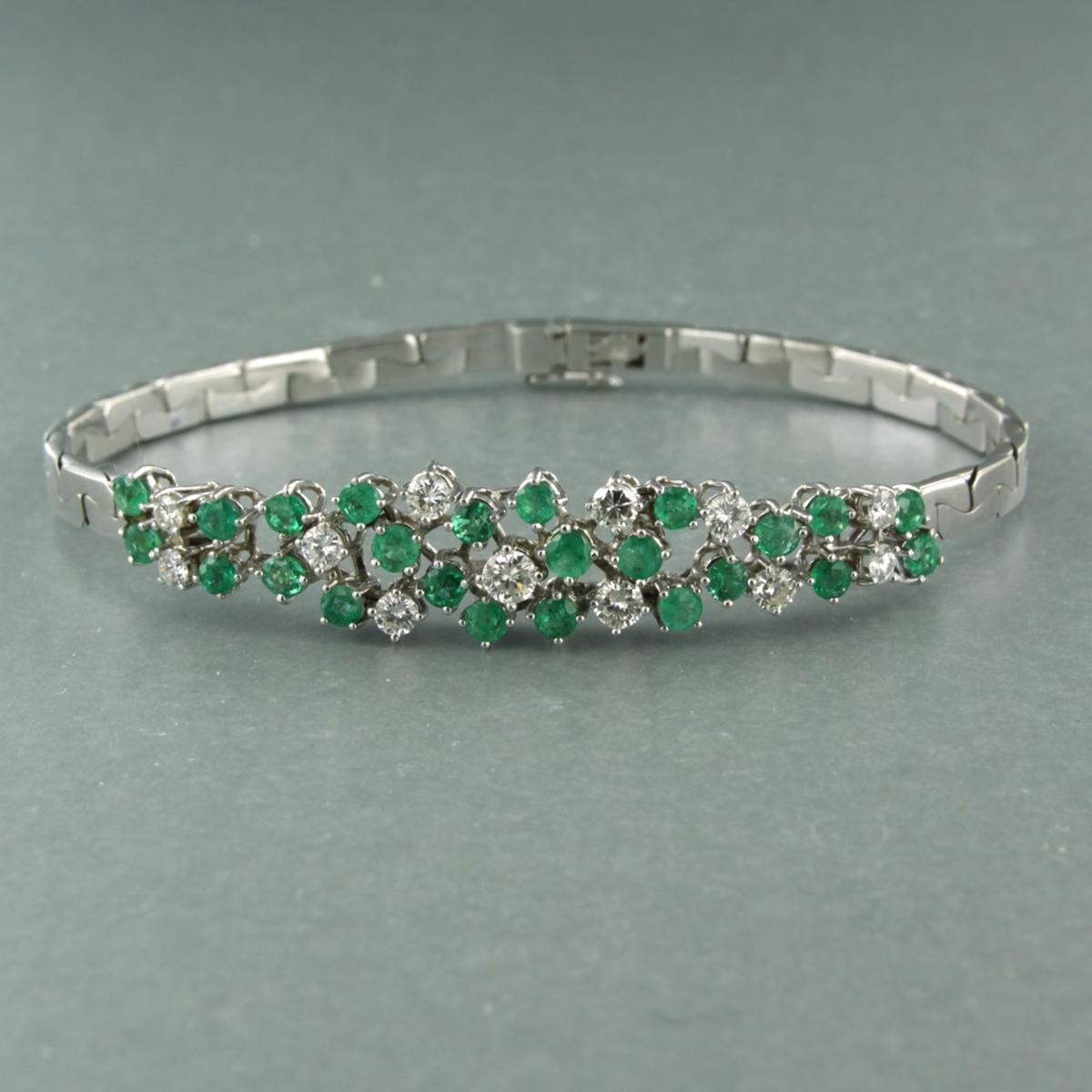 Bracelot with emerald and diamonds 18k white gold For Sale 3