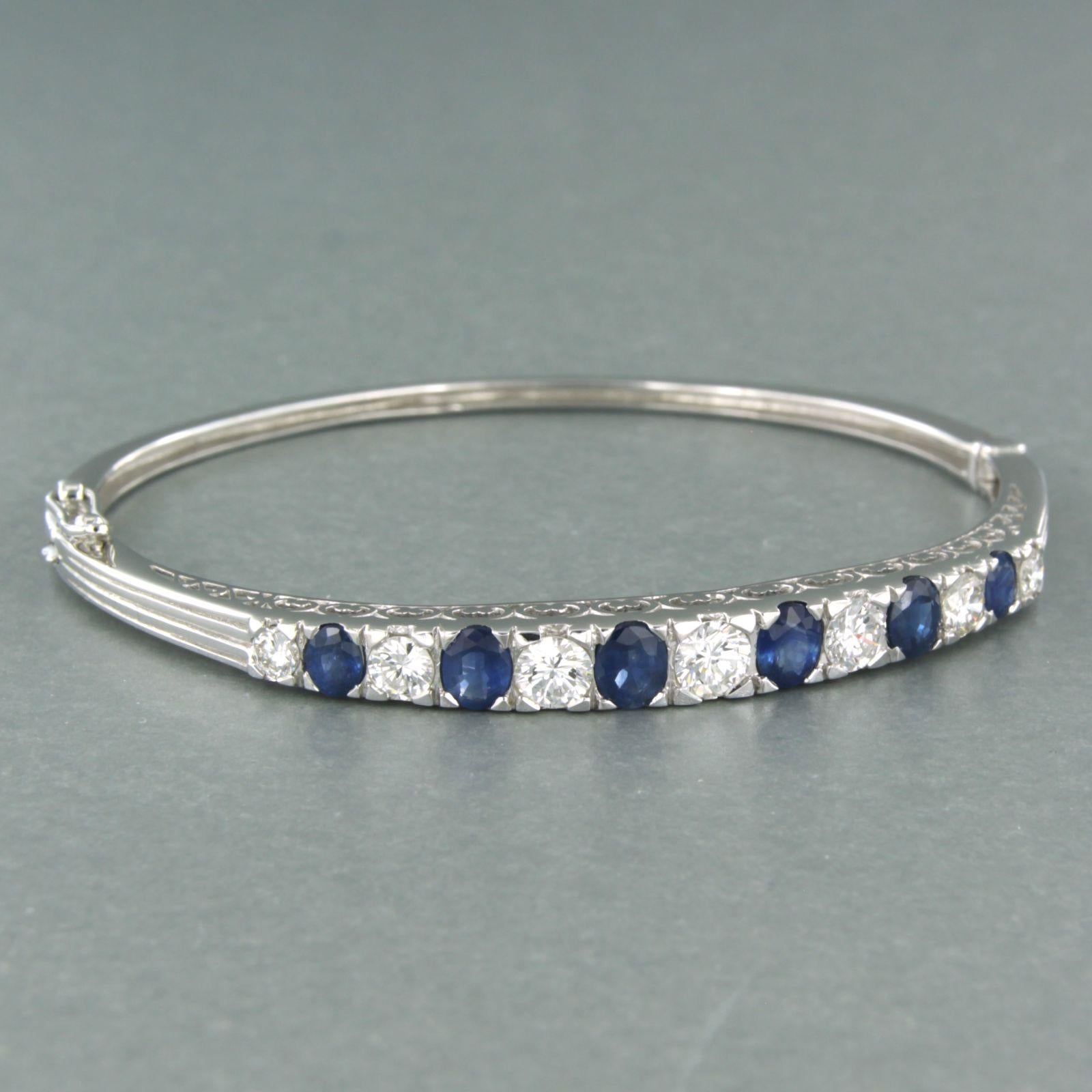 Modern Bracelot with Sapphire and diamonds up to 1.35ct. 14k white gold For Sale