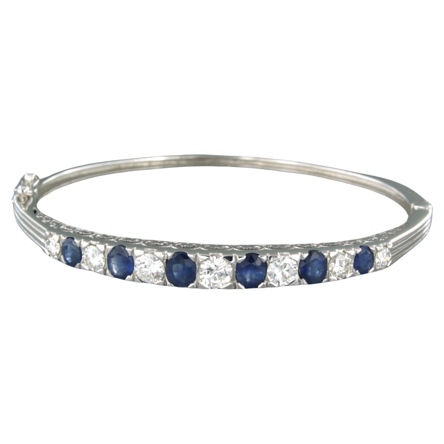 Bracelot with Sapphire and diamonds up to 1.35ct. 14k white gold For Sale