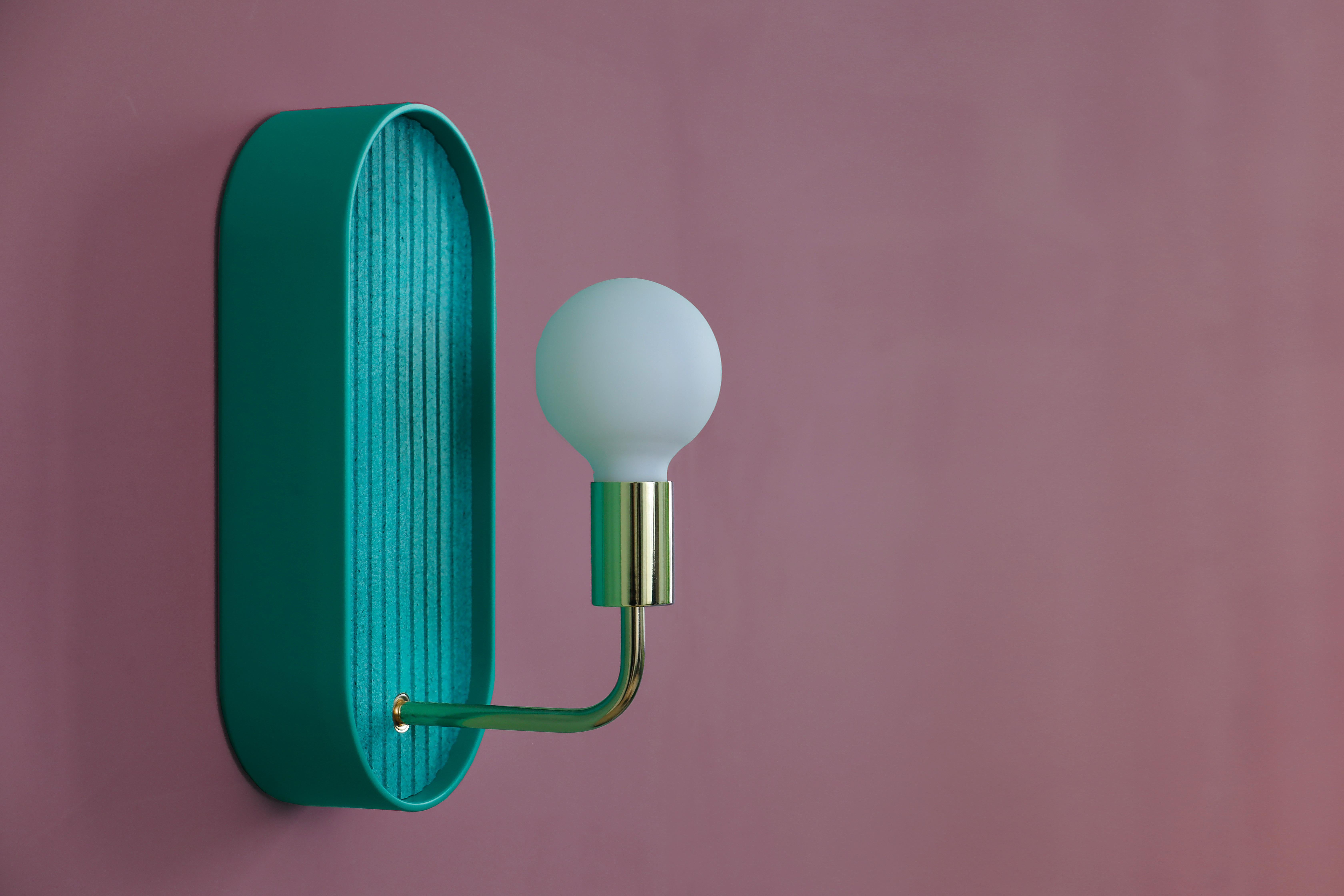 “Put .. back ... the ... candle”
Cit. Frankenstein Junior 1974
The Bracket lamp collection of sconces is a tribute to the classic lighting of the 1920s.

Structure: solid lime wood lacquered with water-based enamel
Color: green
Double possibility of